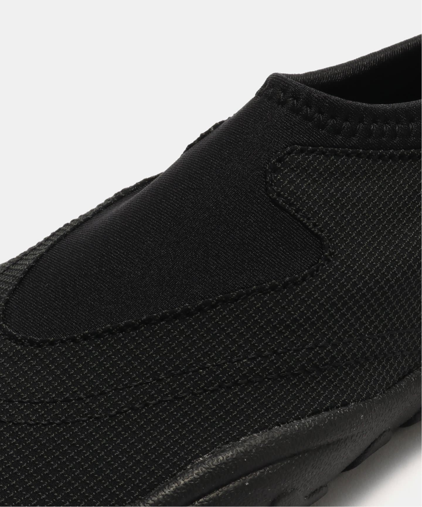 NIKE AQUA TURF FZ5627-001