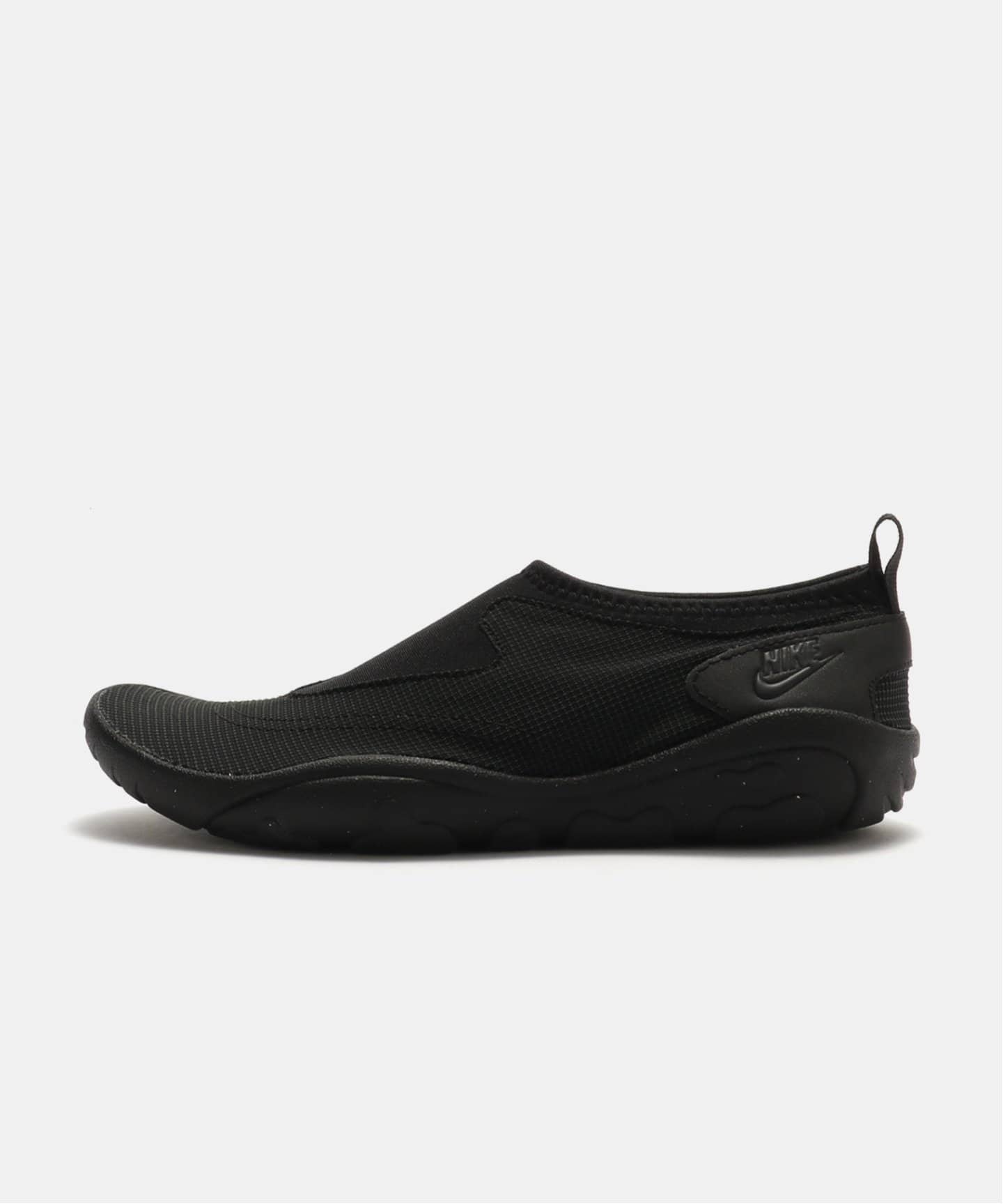 NIKE AQUA TURF FZ5627-001