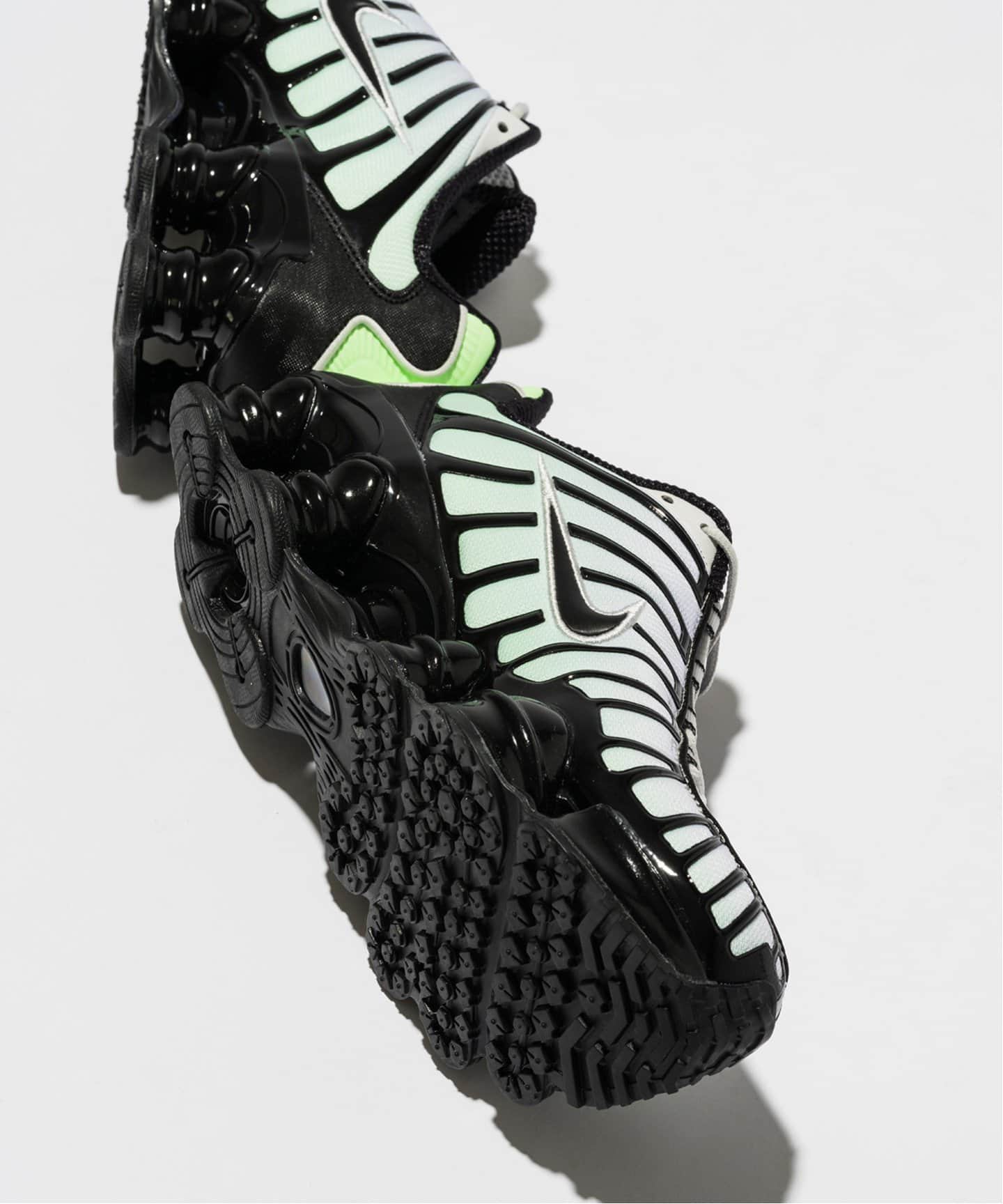NIKE SHOX TL AV3595-300