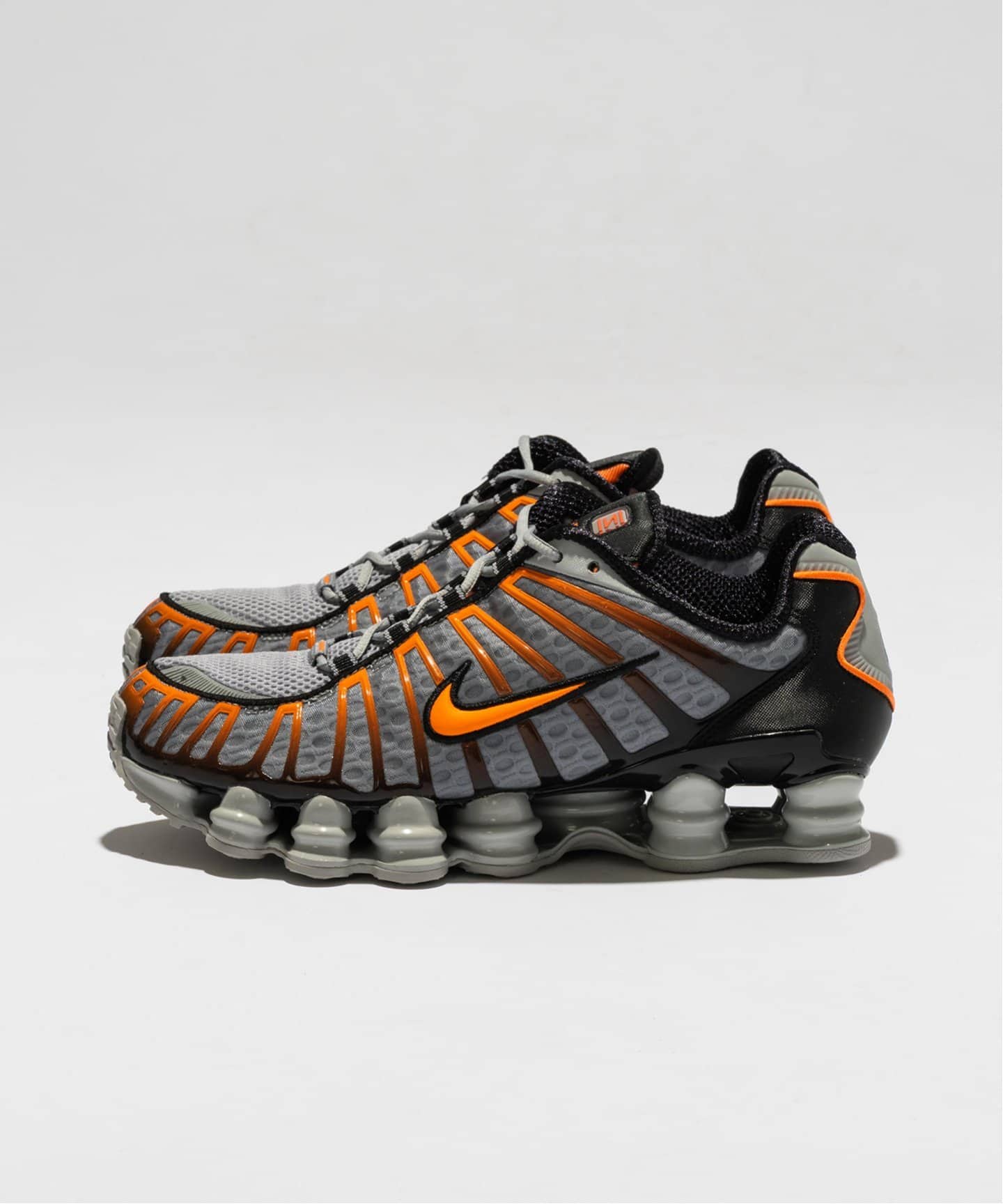 NIKE SHOX TL AV3595-011
