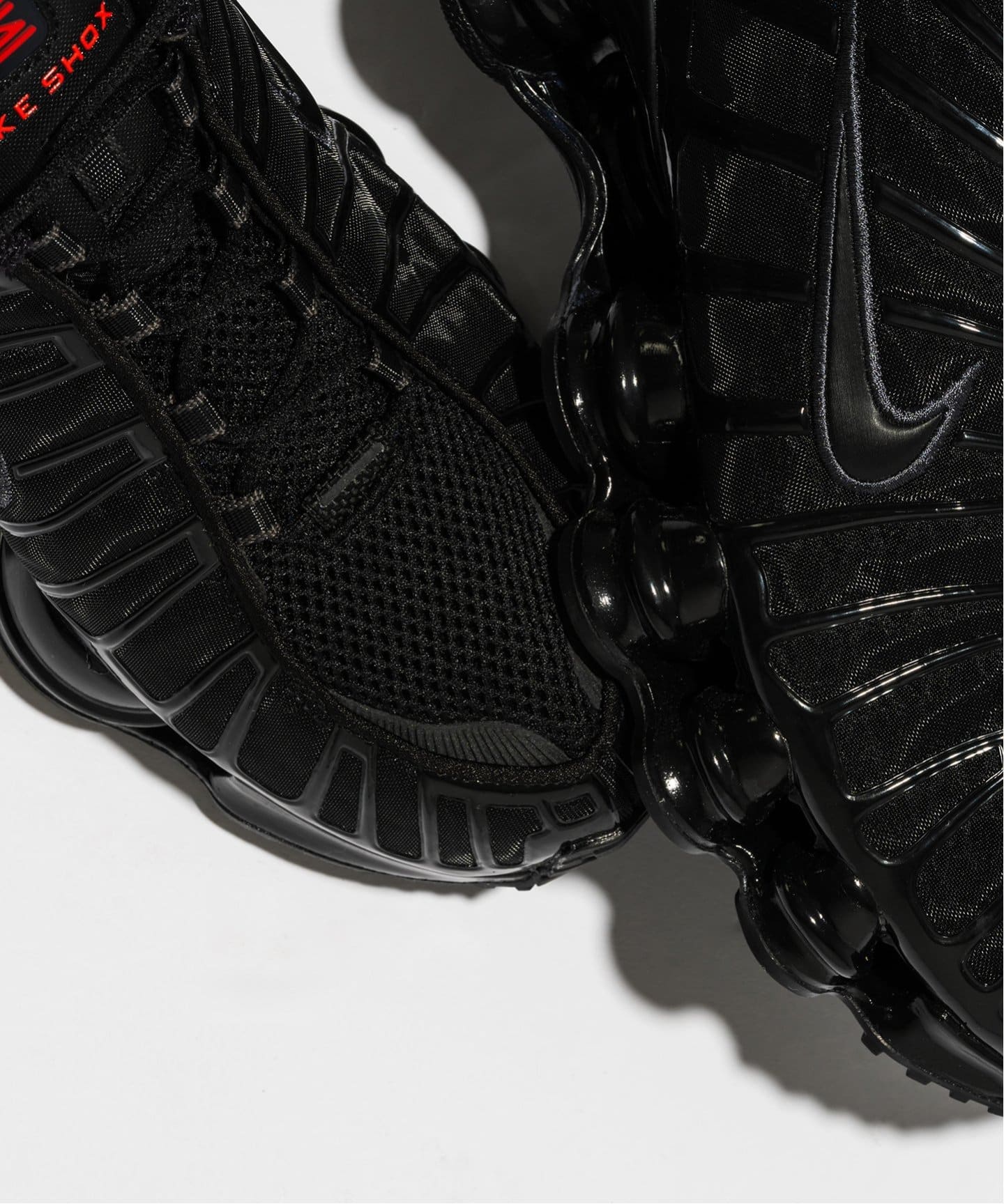 NIKE SHOX TL AV3595-002