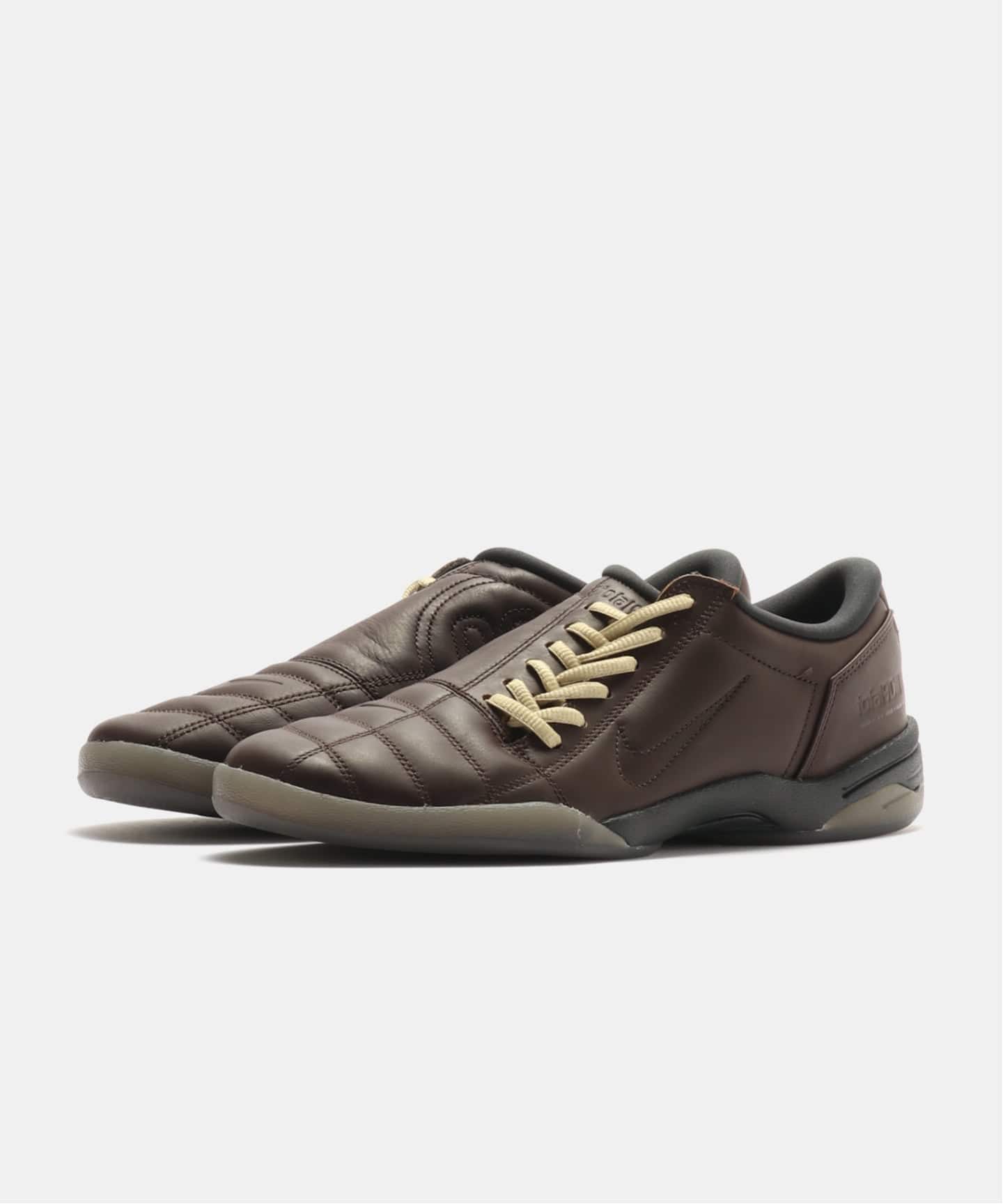 NIKE WMNS TOTAL 90 SE IM8053-237