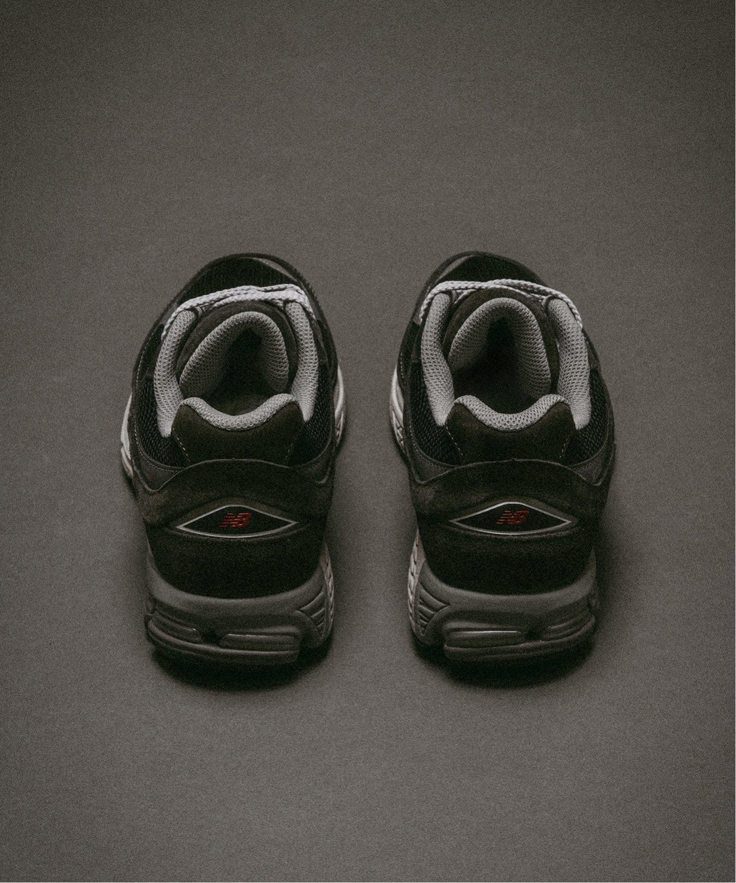 New Balance U2002RA