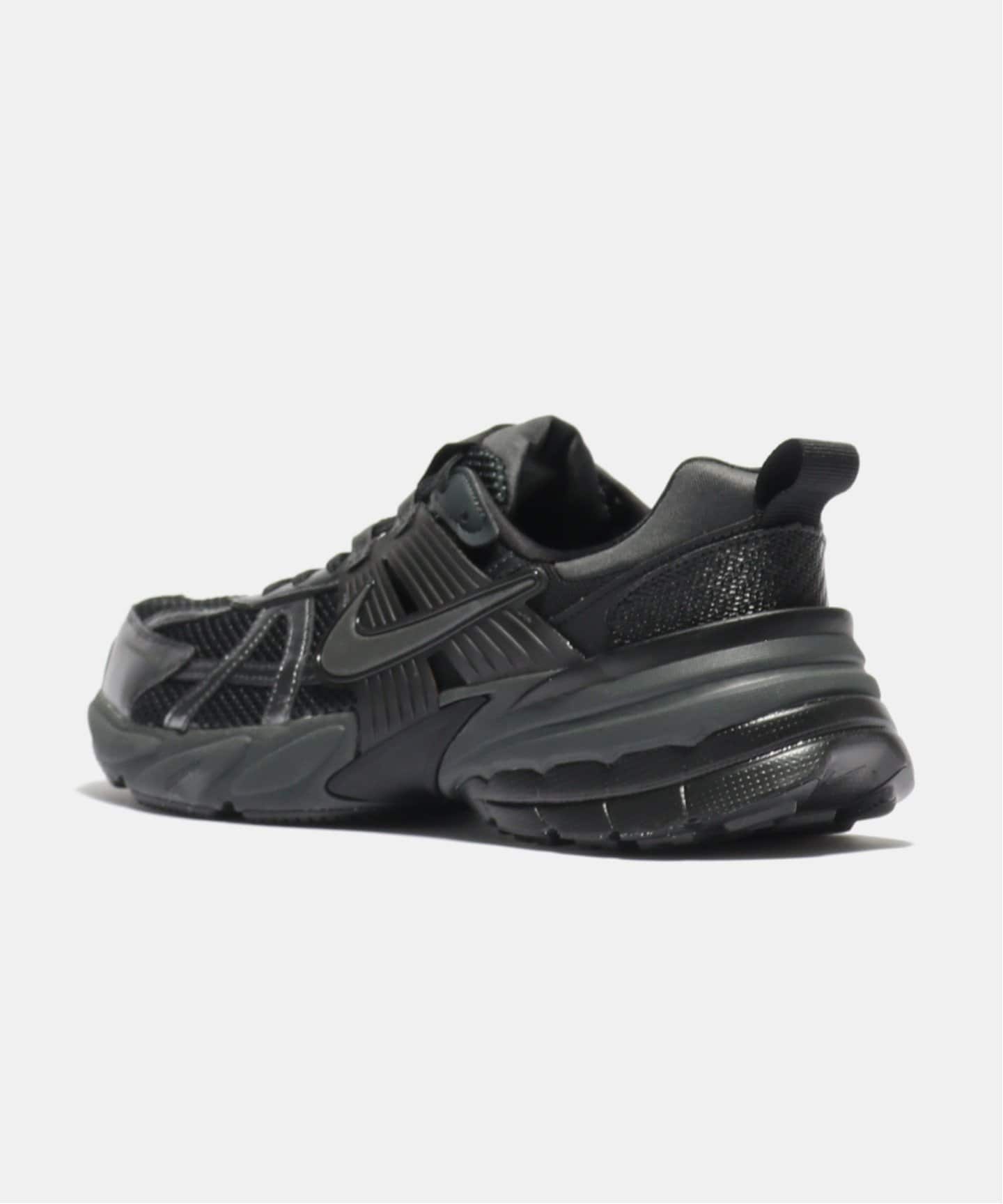 NIKE V2K RUN HJ4497-001