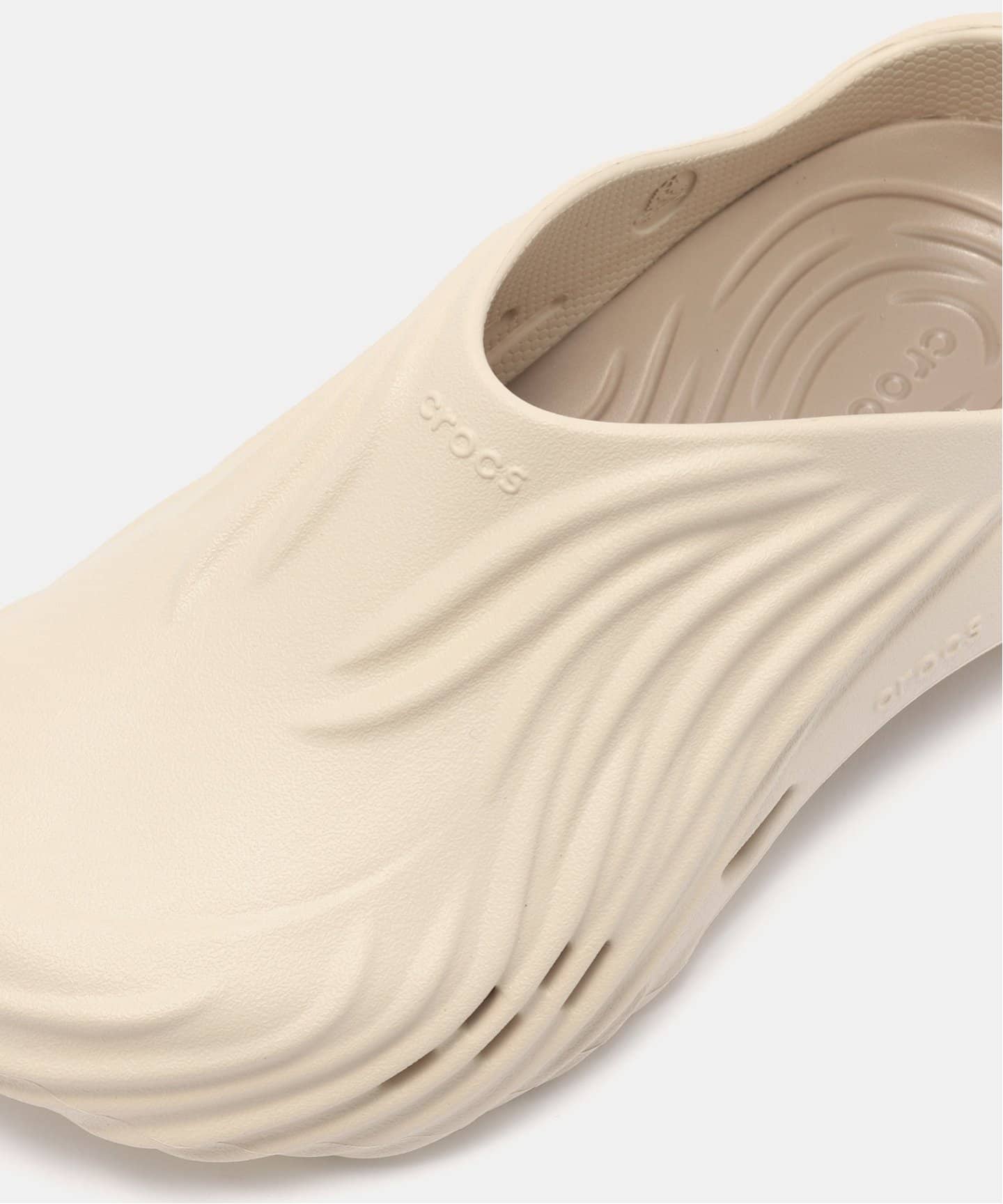 crocs ECHO WAVE 210521-0LL