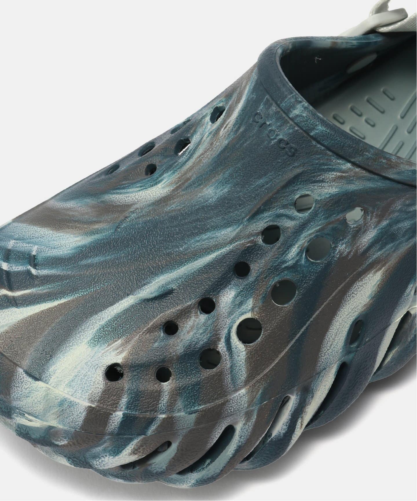 crocs ECHO MARBLED CLOG 208454-0LE