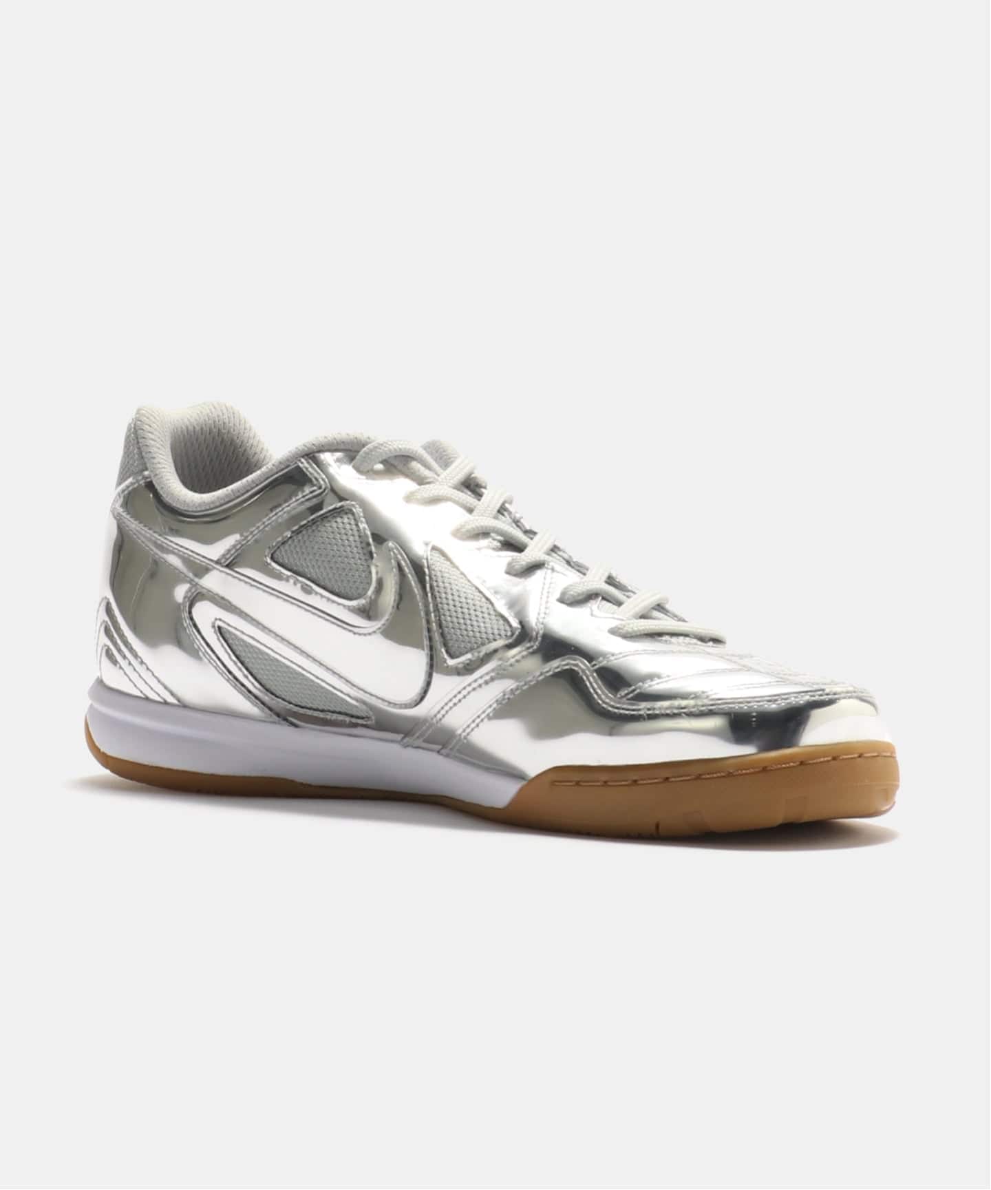 NIKE GATO LV8 IB3566-001