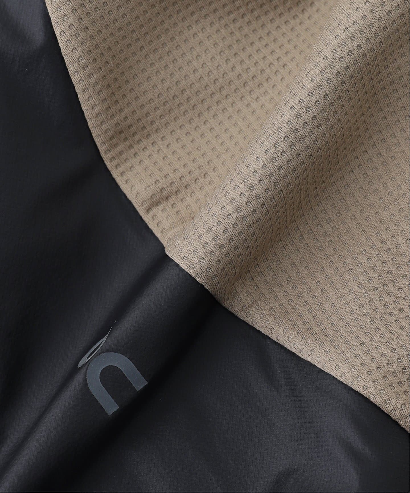 On Trail Balaclava-T PAF 1 U 1UE30032563