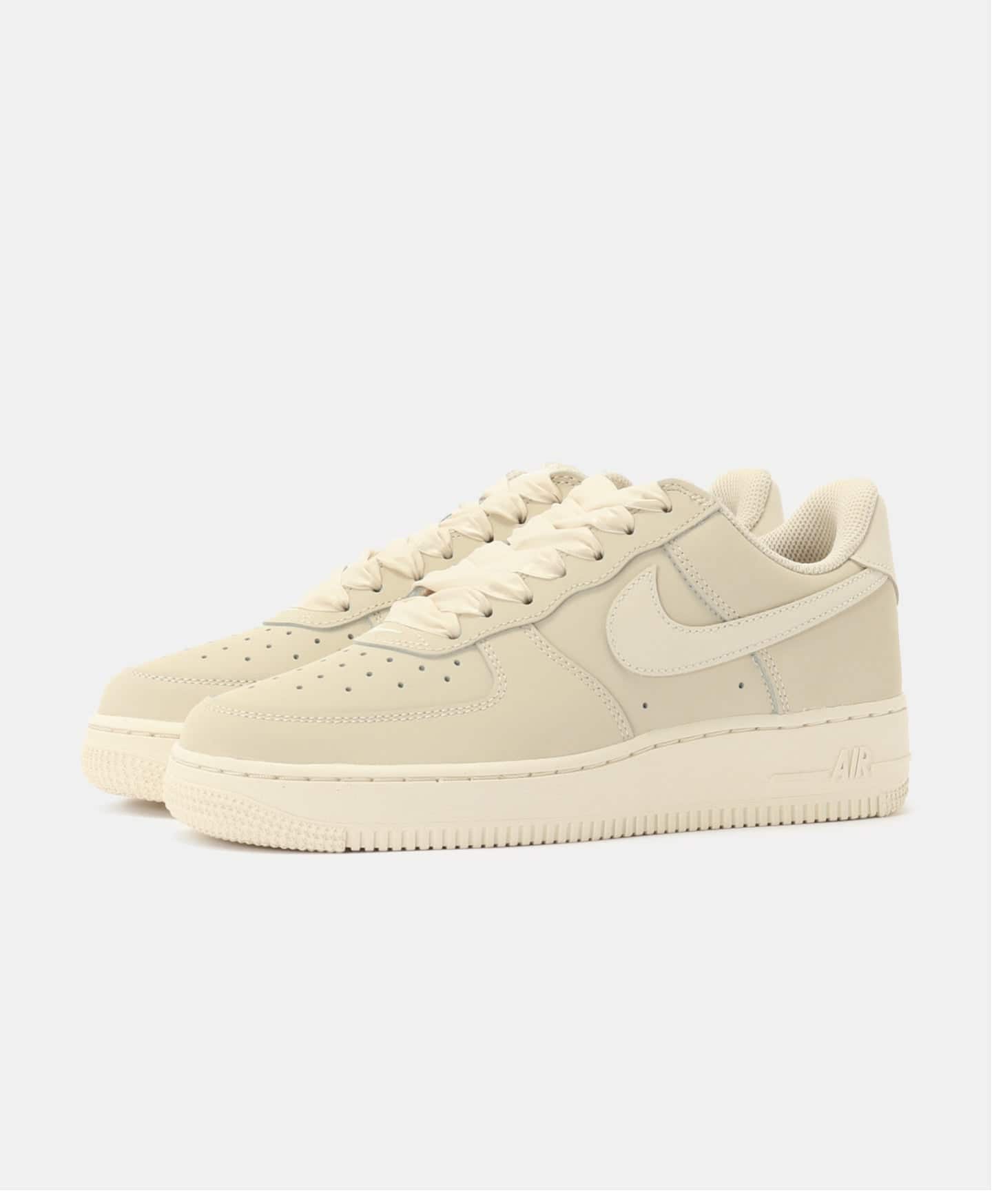 NIKE W AIR FORCE 1 RETRO PRM IR0871-100