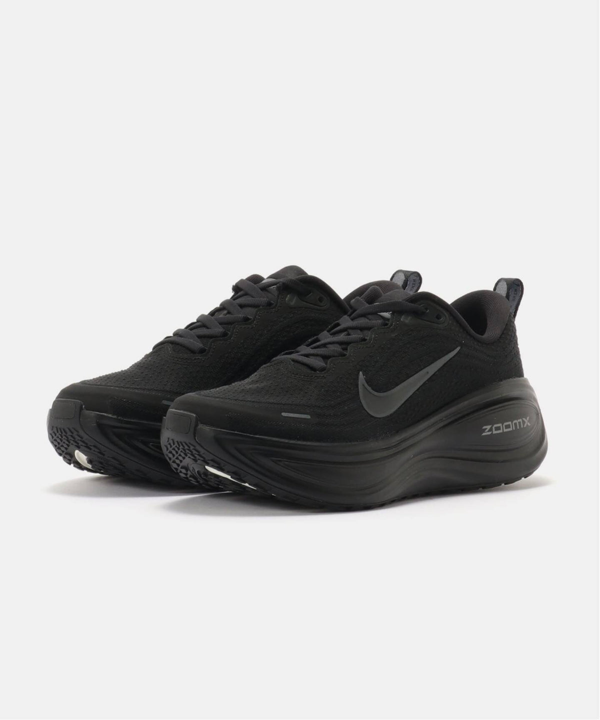NIKE VOMERO PLUS HV8154-001