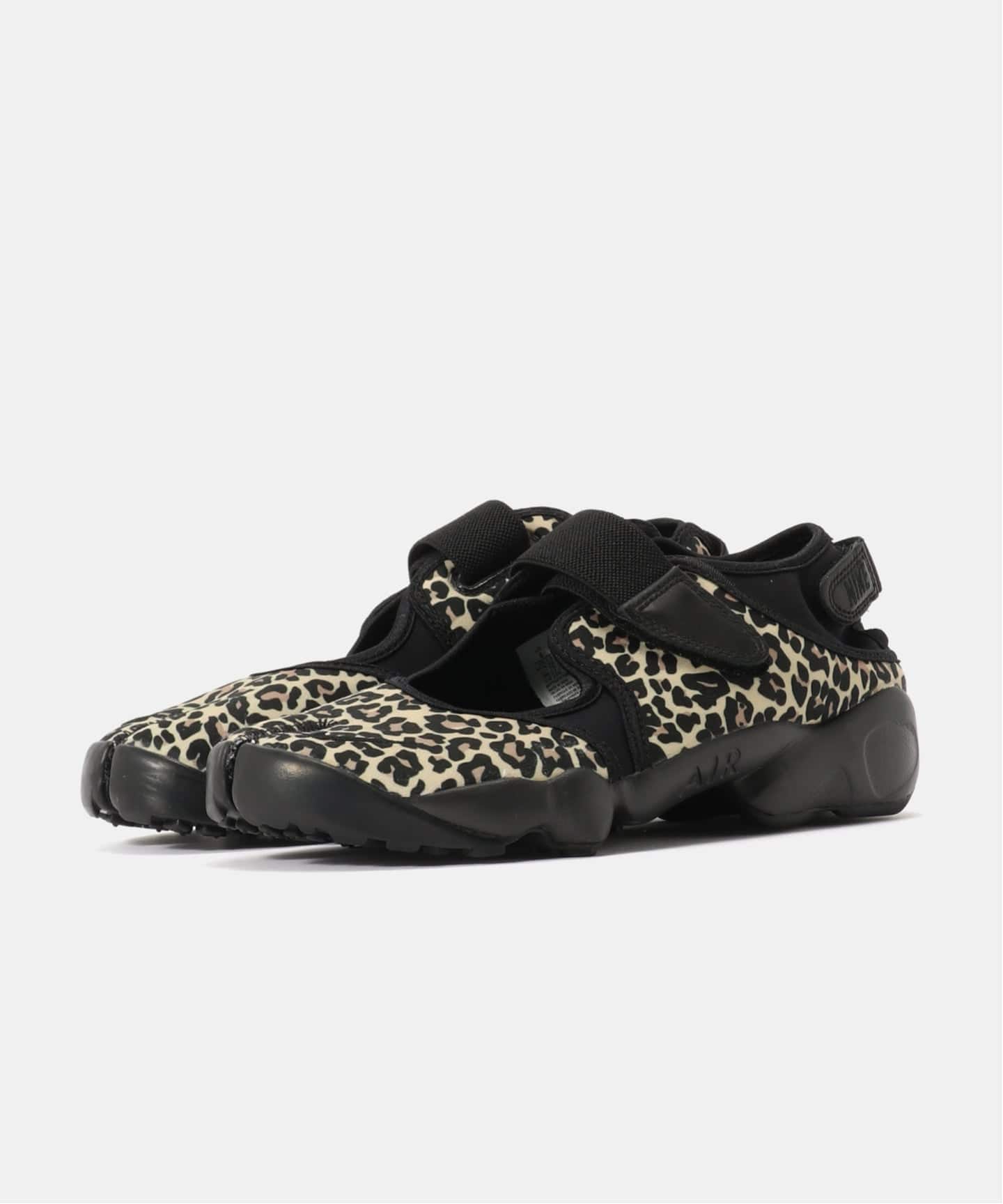 NIKE WMNS AIR RIFT IR5696-010