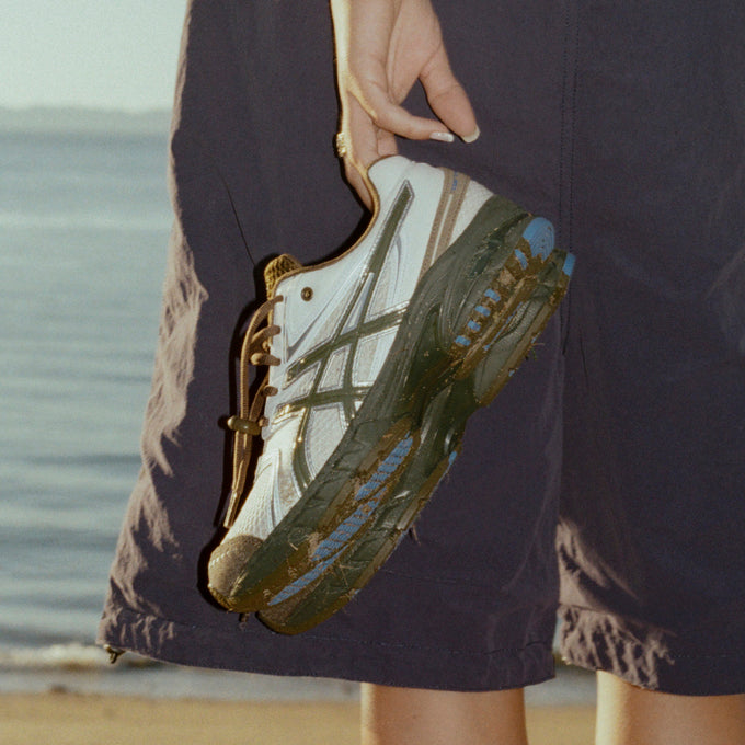 ASICS GEL-DS TRAINER 14 × Temptation Vacationが発売開始