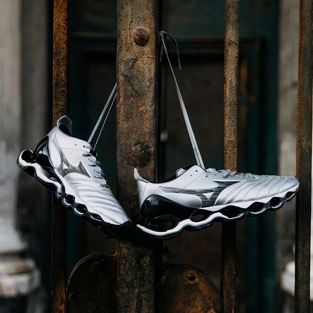 MIZUNO WAVE PROPHECY MORELIA NEOのセカンドカラーが登場