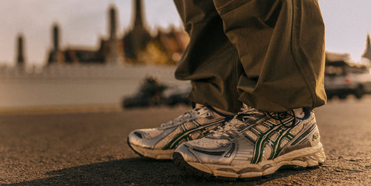 ASICS Sportstyle GEL-KAYANO 12.1 × CARNIVAL