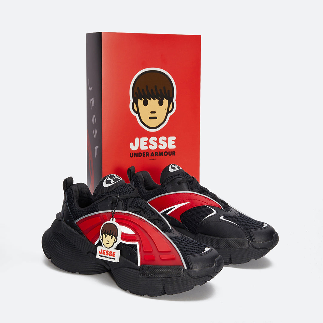 UNDER ARMOUR × JESSE によるコラボレーションモデルがオンライン販売開始