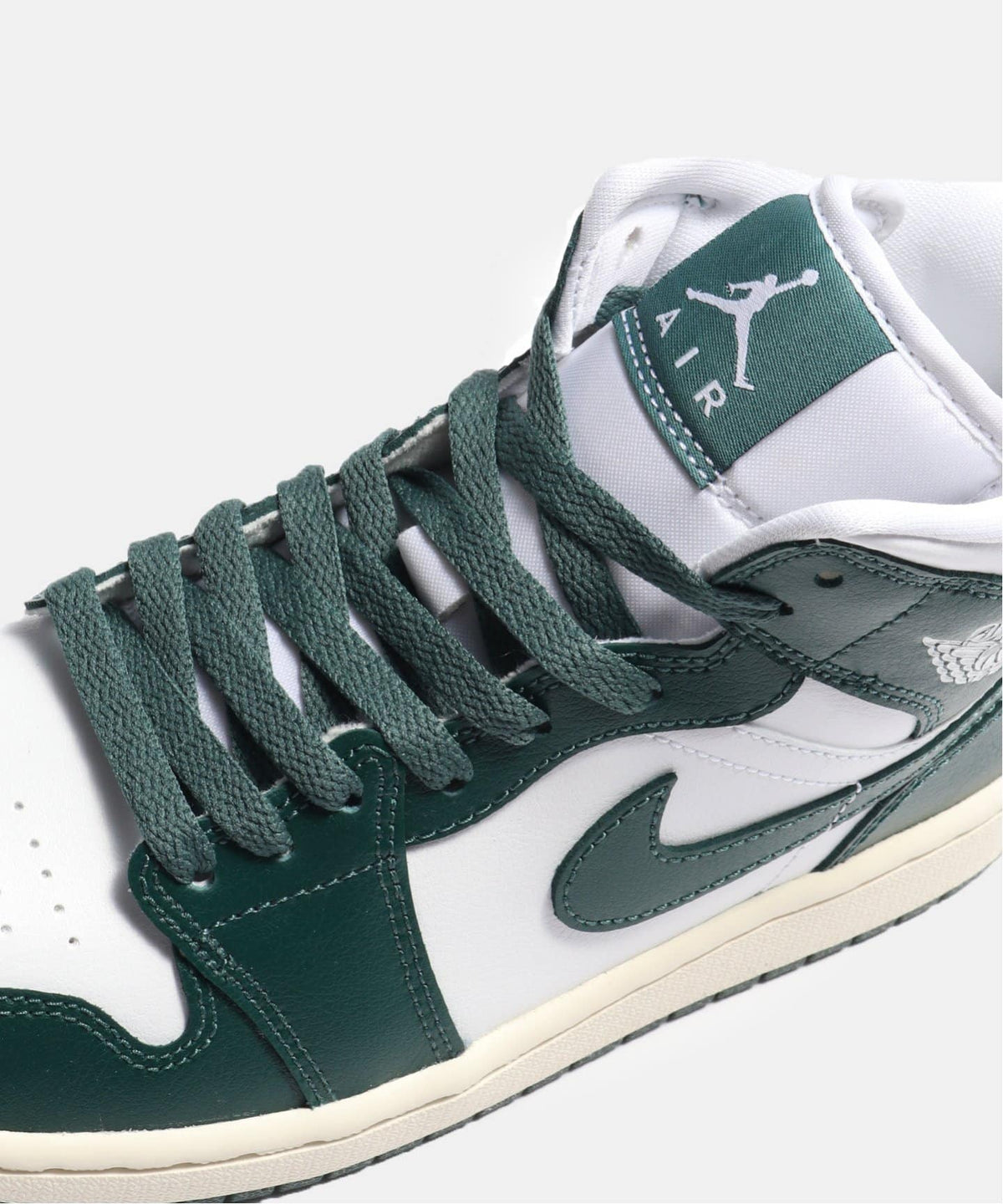 JORDAN BRAND WMNS AIR JORDAN 1 MID BQ6472-133