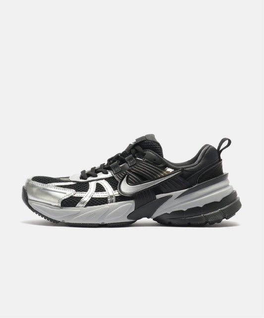 NIKE WMNS V2K RUN FD0736-005