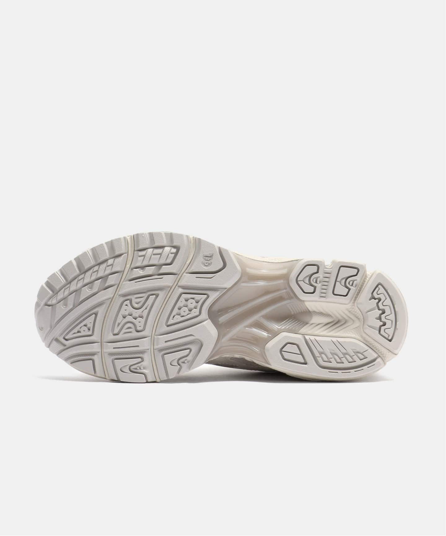 ASICS GEL-KAYANO 14　1201A244.020