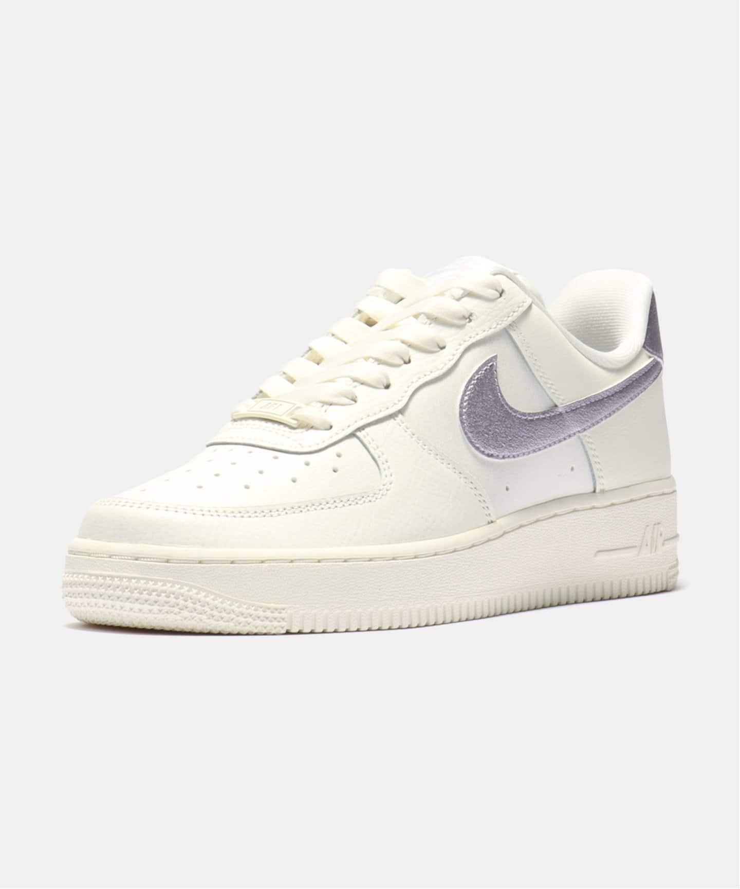 NIKE W AIR FORCE 1 07 ESS DV7470-100