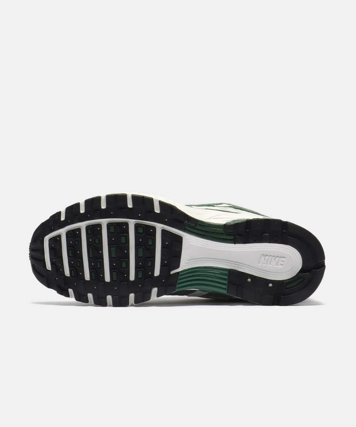 NIKE W P-6000 HF5388-100