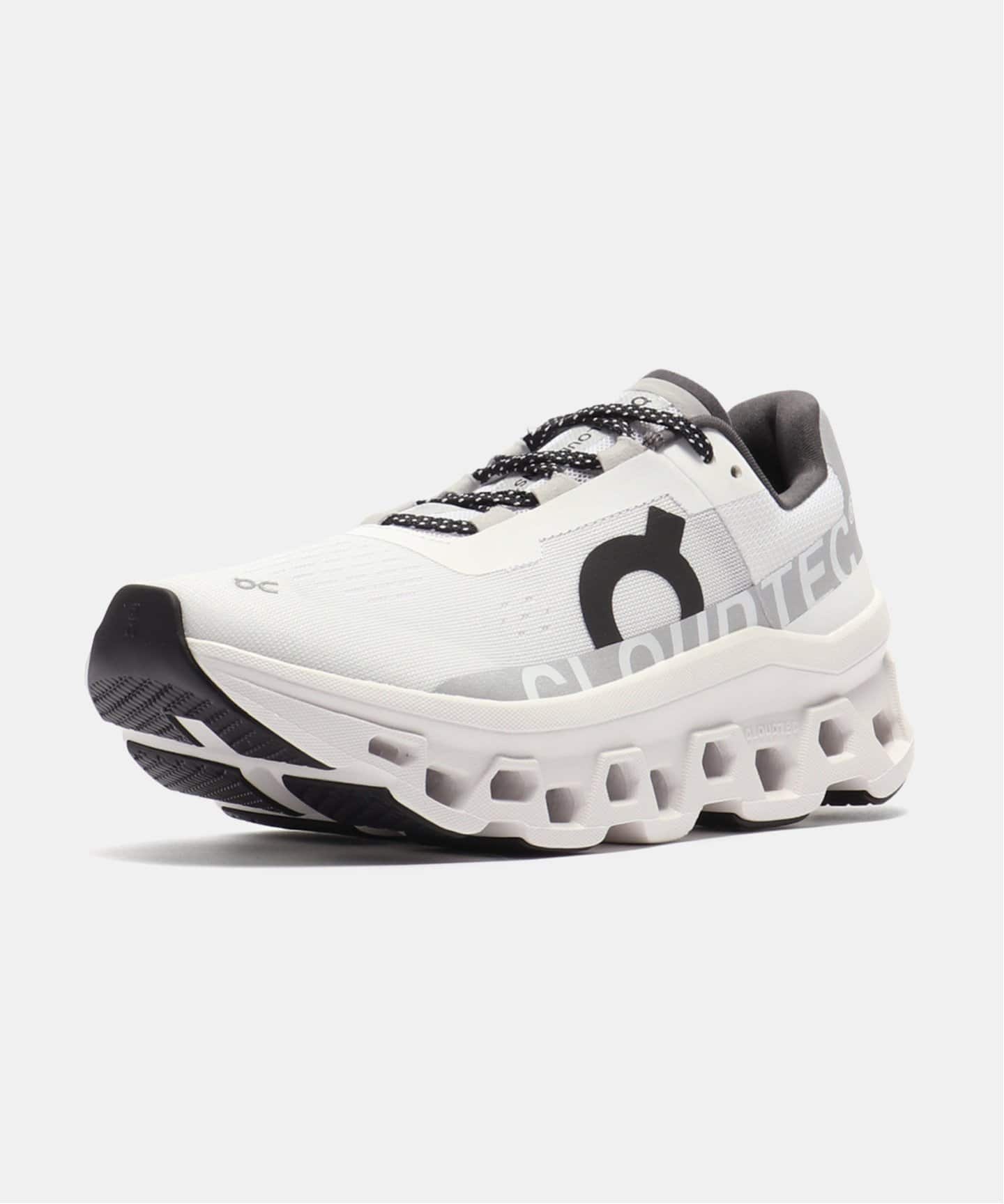 On Cloudmonster 61.98433