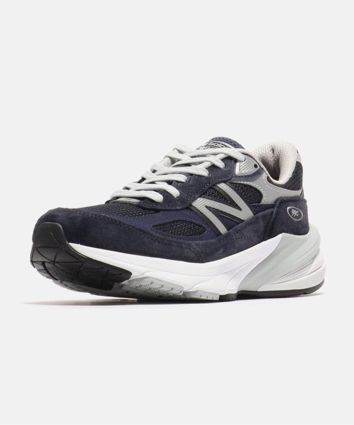 New Balance W990NV6