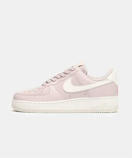 【NIKE / ナイキ】WMNS AF 1 07 NN DV3808-001