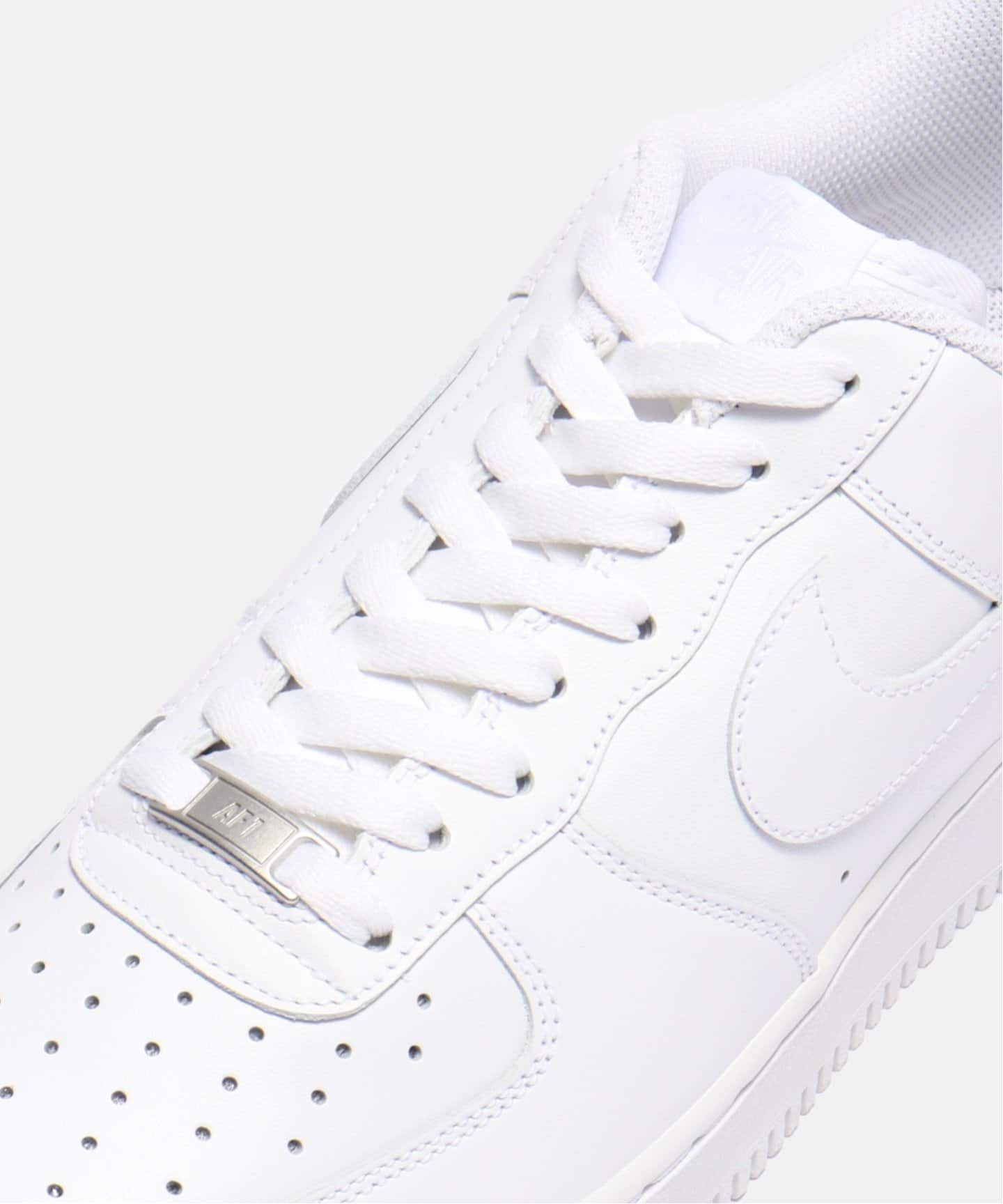 NIKE AIR FORCE 1 '07 CW2288-111