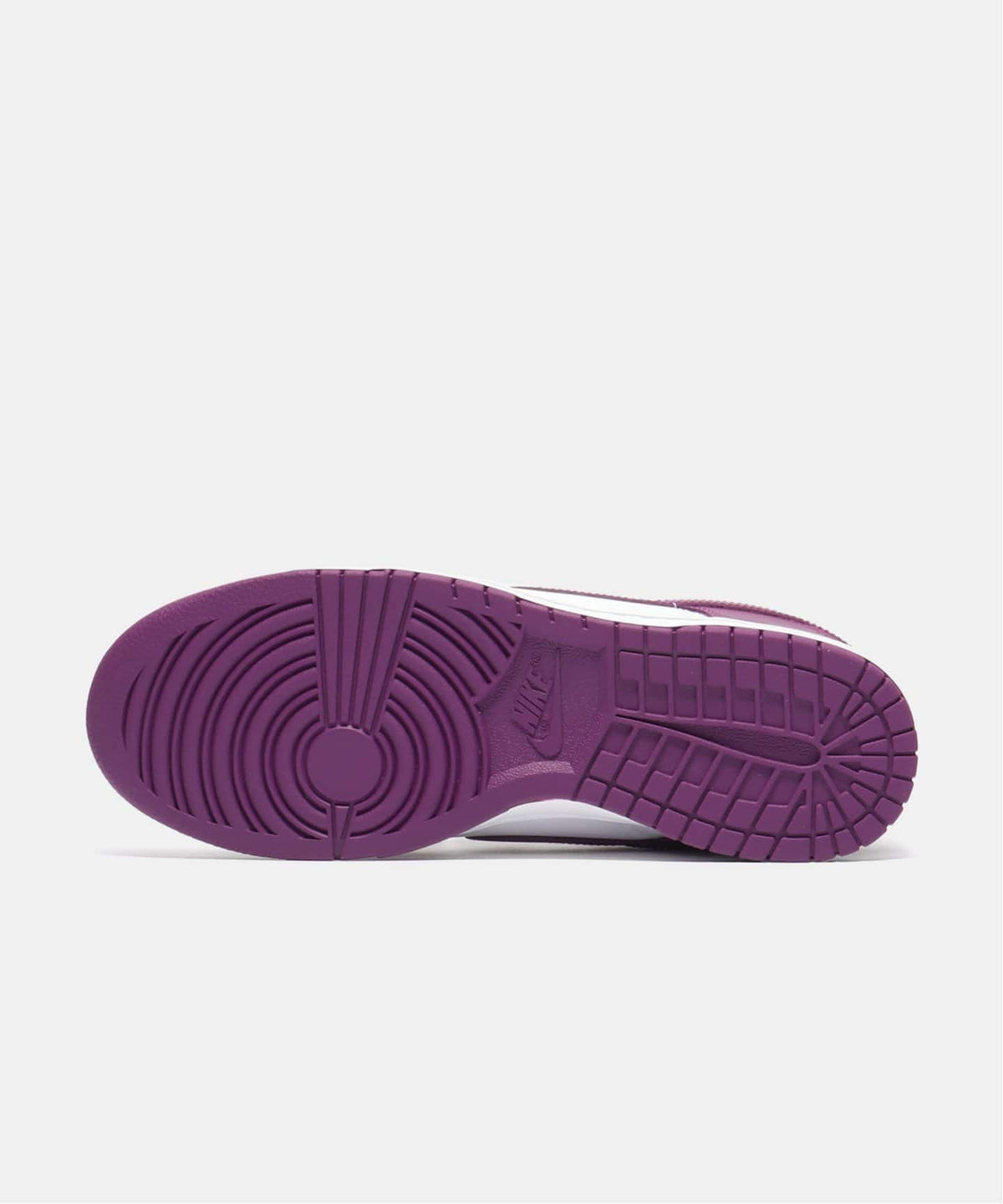 NIKE DUNK LOW RETRO BTTYS DV0833-107