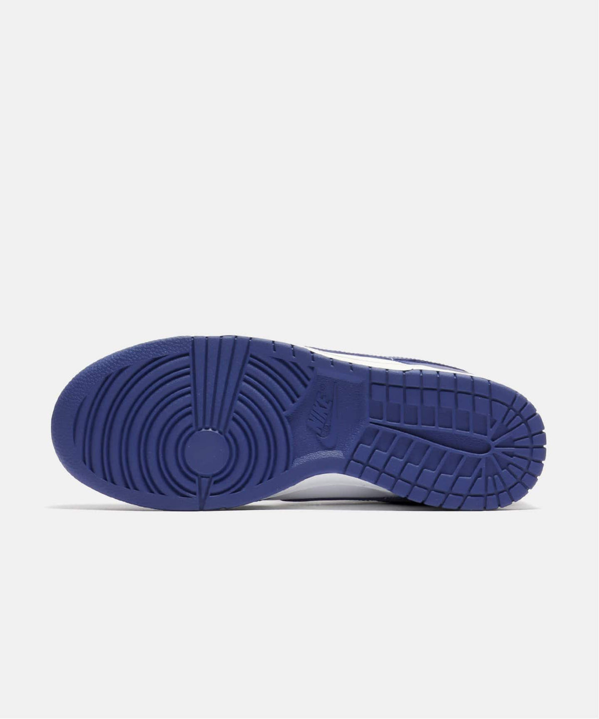 NIKE DUNK LOW RETRO BTTYS DV0833-103