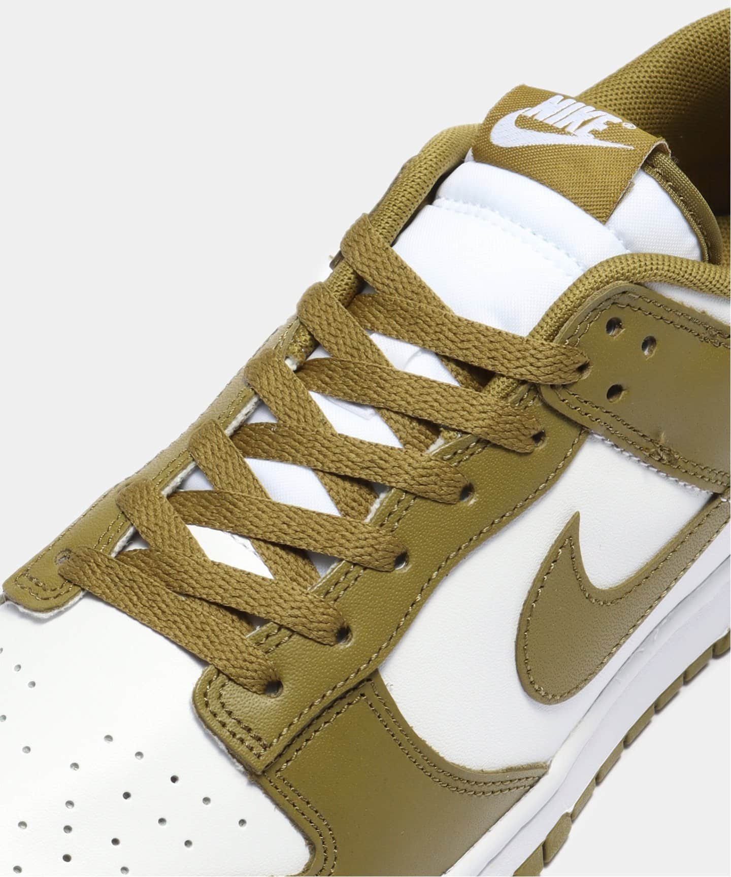 NIKE DUNK LOW RETRO BTTYS DV0833-105