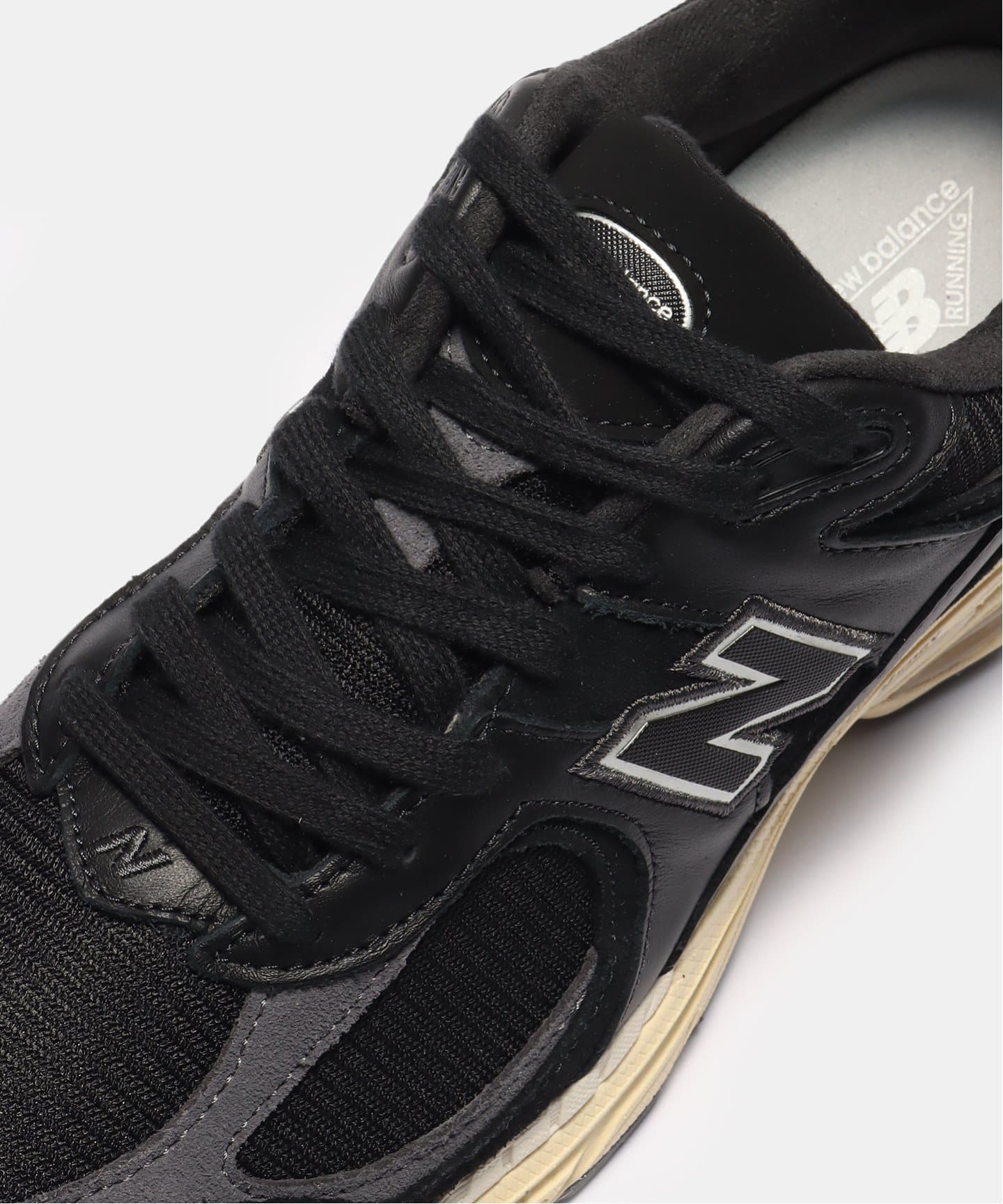 【New Balance / ニューバランス】M2002RIB