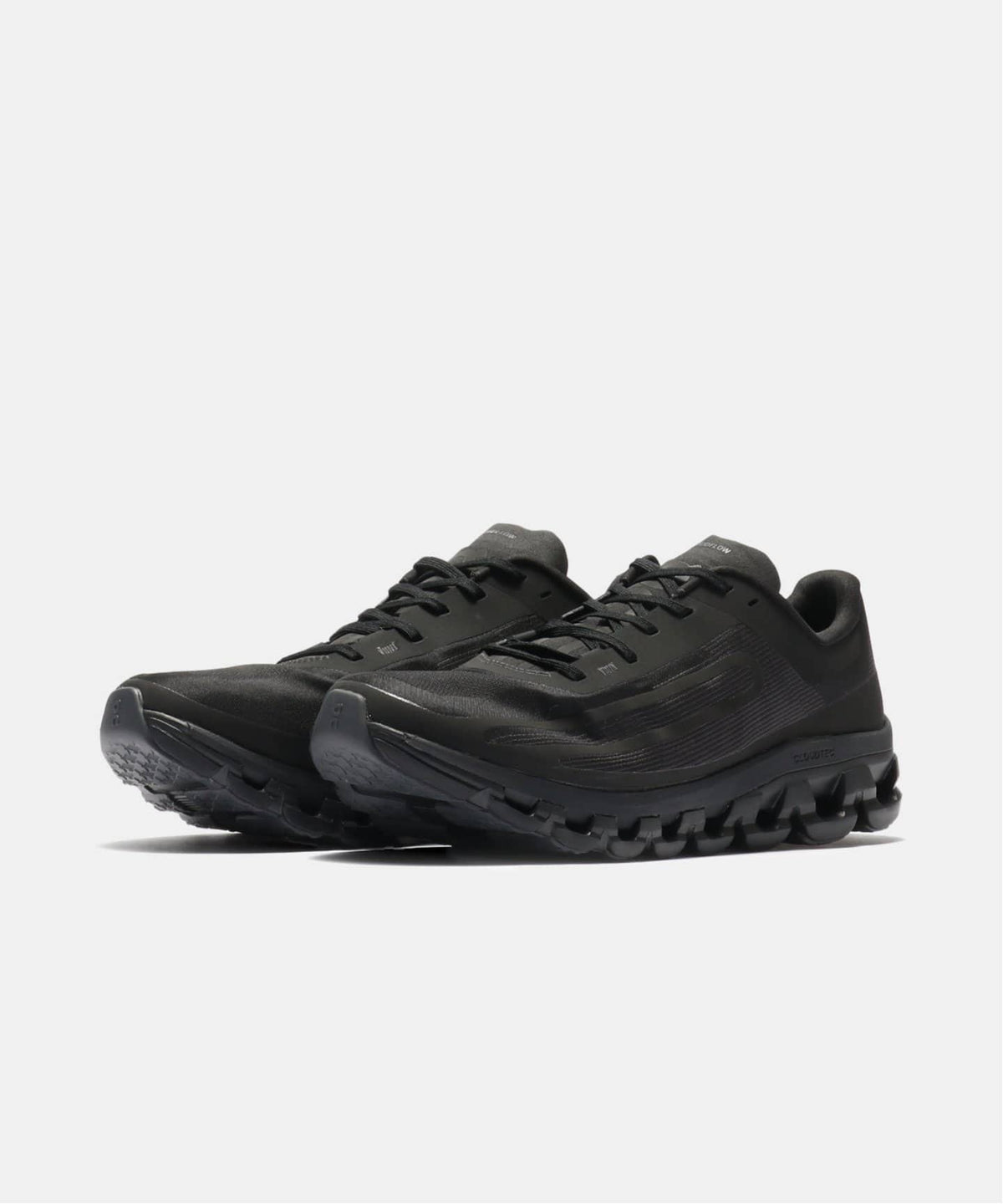 On Cloudflow 4 IKON "IKON COLLECTION" "Bureau Borsche" 3ME30262130