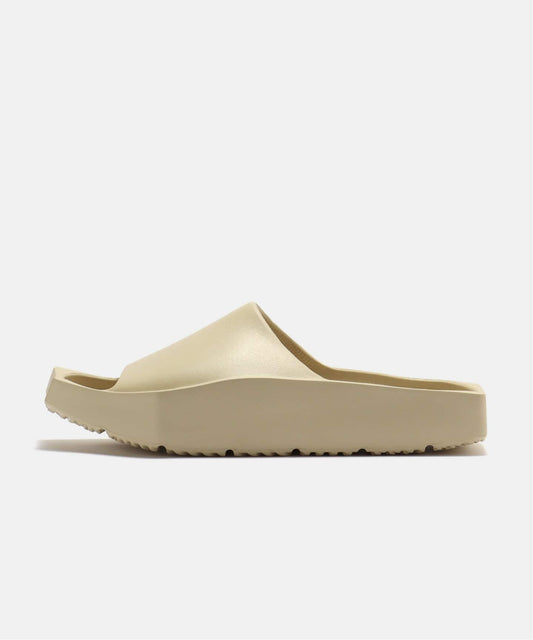 【JORDAN BRAND / ジョーダン ブランド】WMNS JORDAN HEX SLIDE DQ8992-700