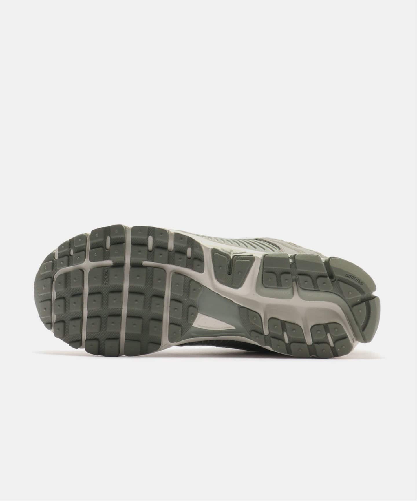 NIKE ZOOM VOMERO 5 HF1553-002