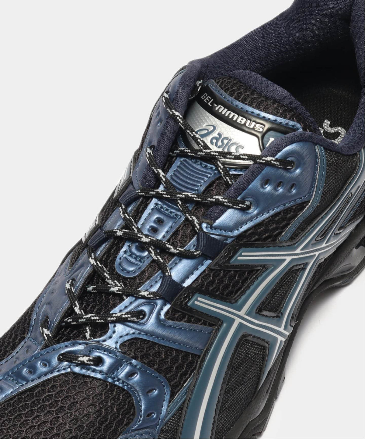 【日本国内限定カラー】ASICS GEL-NIMBUS 10.1 1203A543.002