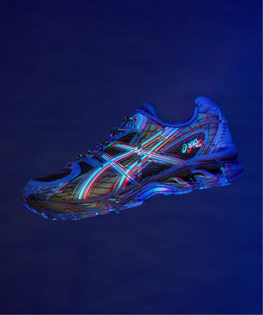 【日本国内限定カラー】ASICS GEL-NIMBUS 10.1 1203A543.002