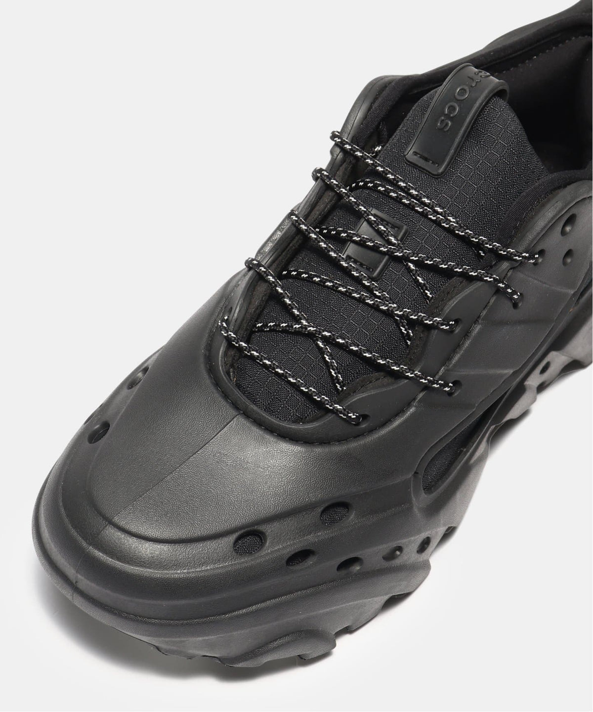 crocs Nova Trek 211045