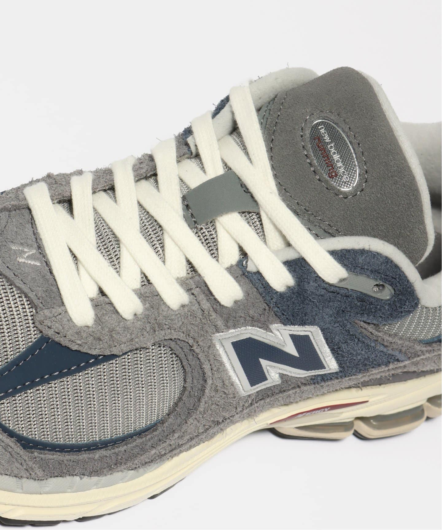 【New Balance / ニューバランス】M2002REL