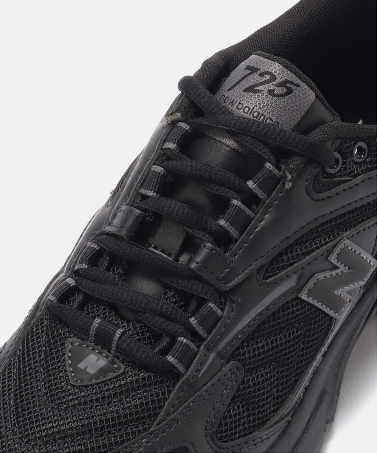 New Balance ML725CB