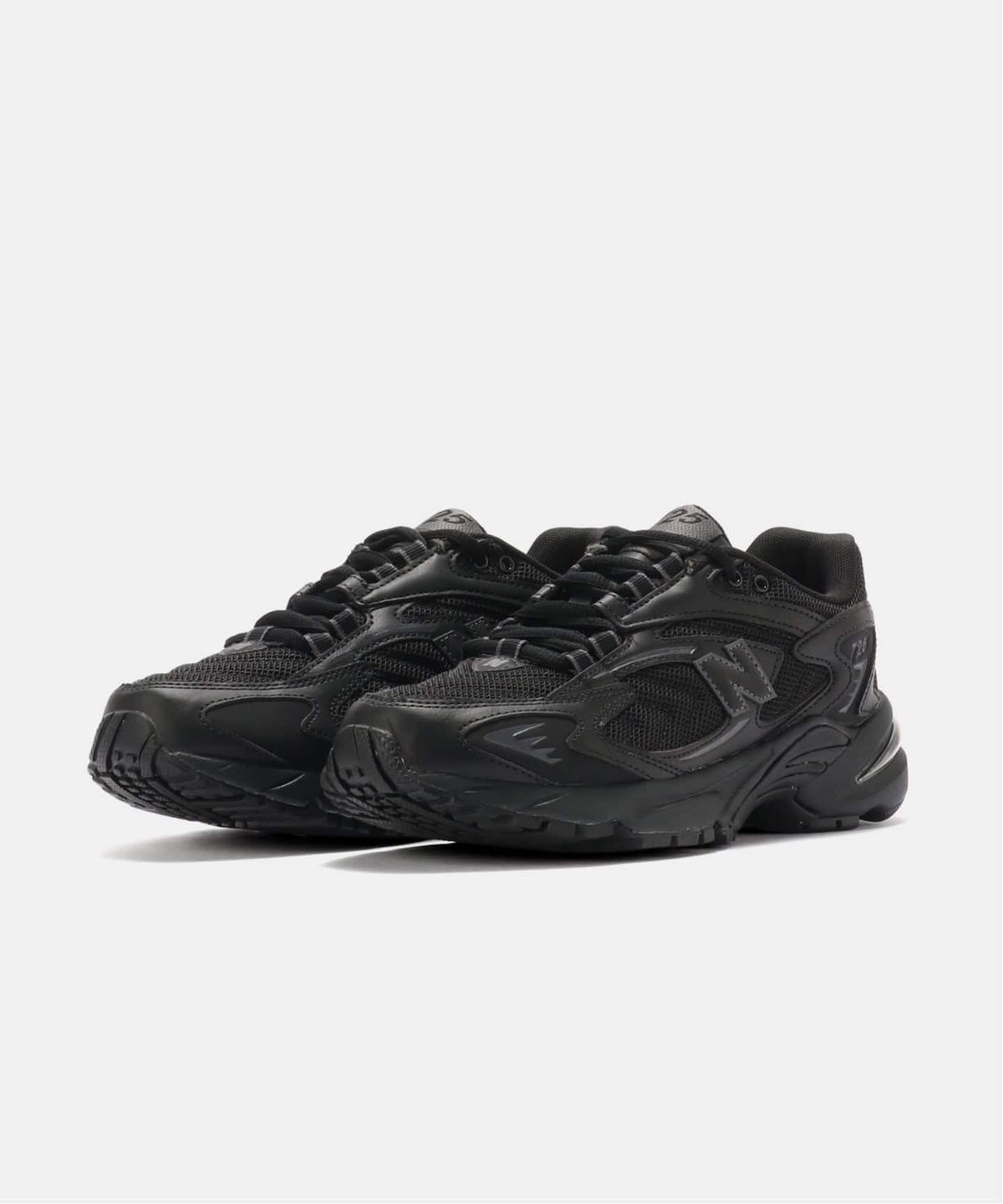 New Balance ML725CB