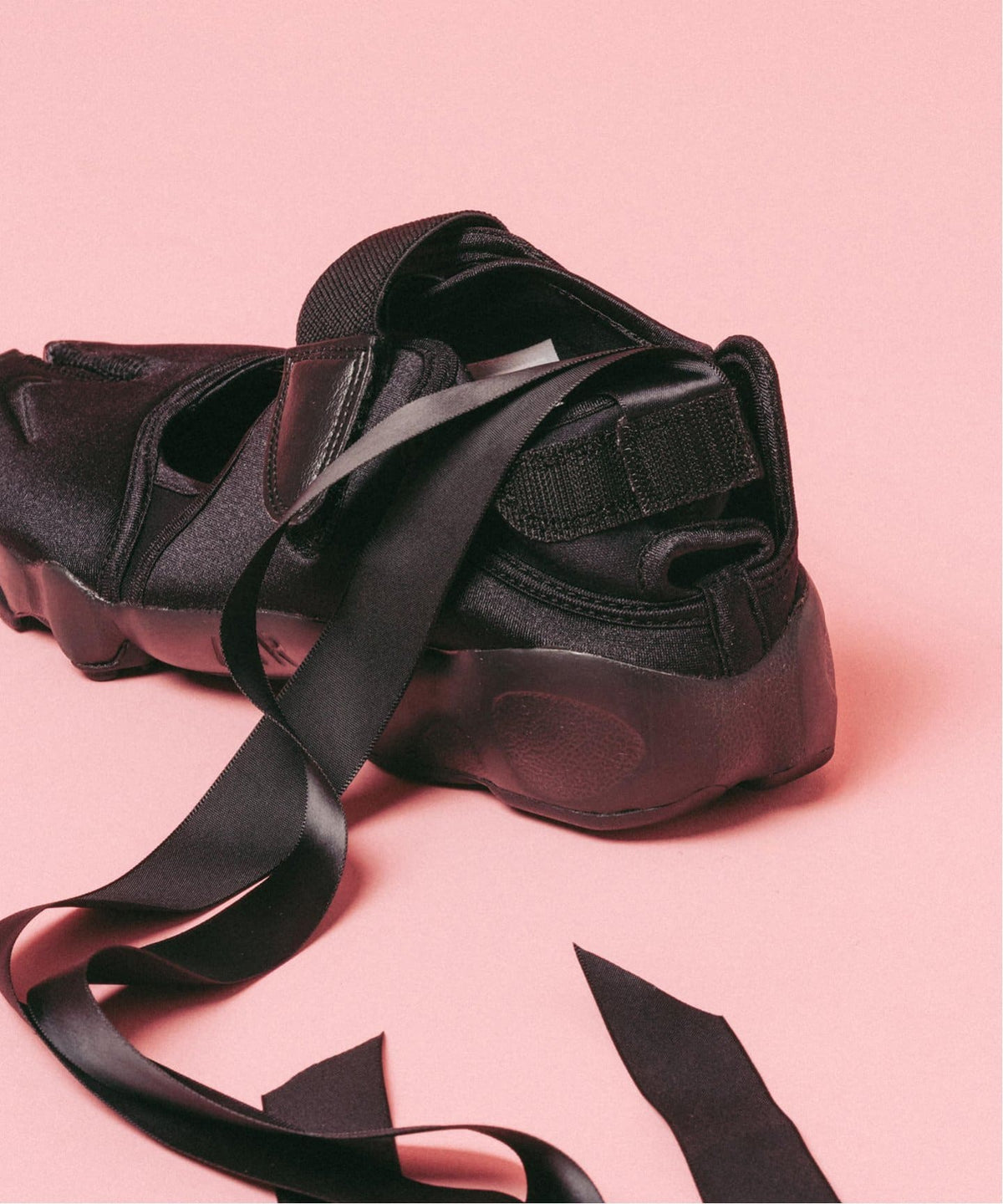 NIKE WMNS AIR RIFT TRK3 IH1990-010