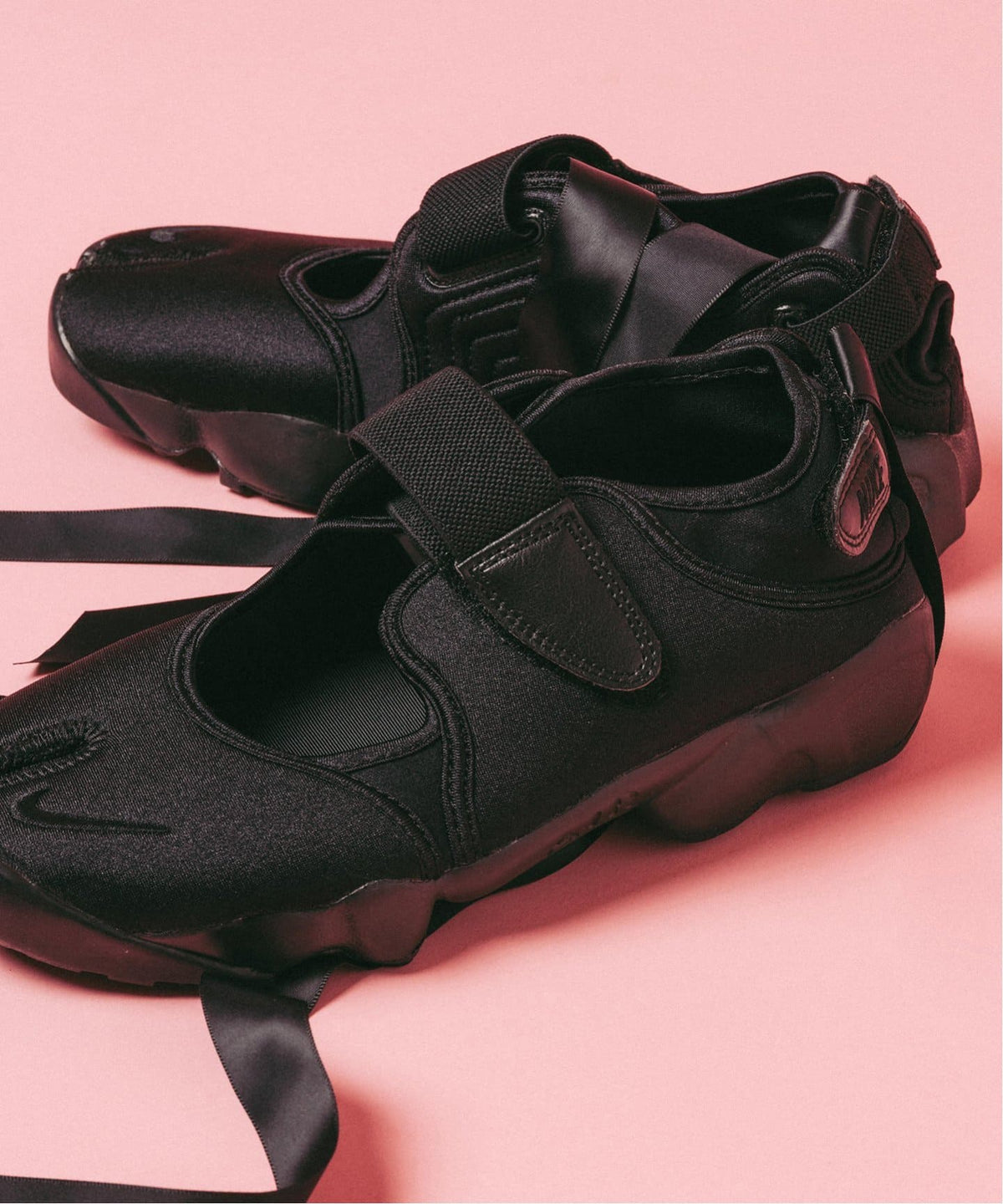 NIKE WMNS AIR RIFT TRK3 IH1990-010