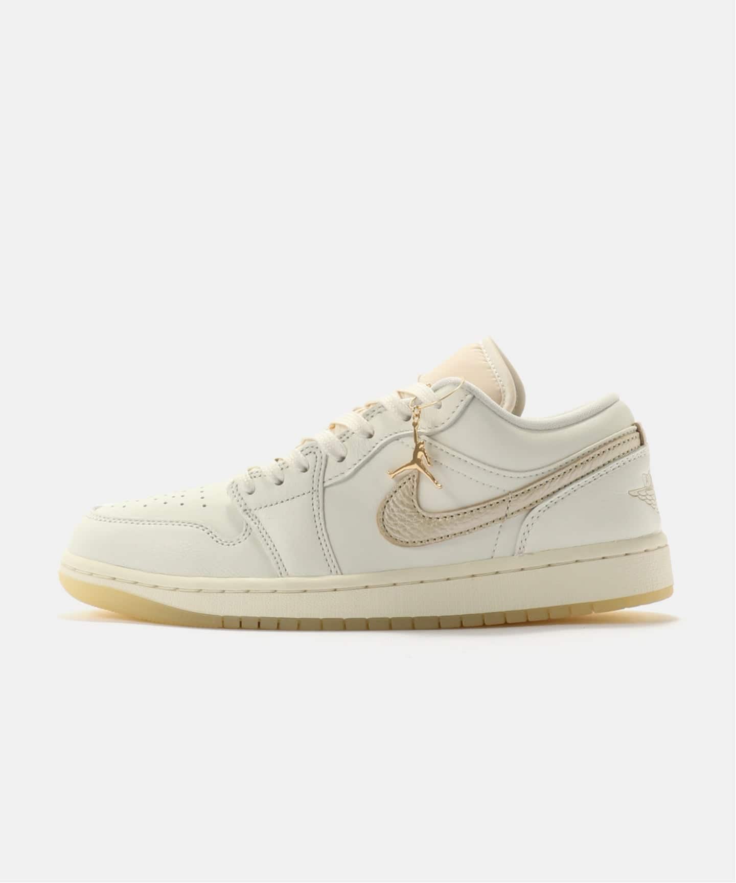 JORDAN BRAND WMNS AIR JORDAN 1 LOW SE HV5157-100