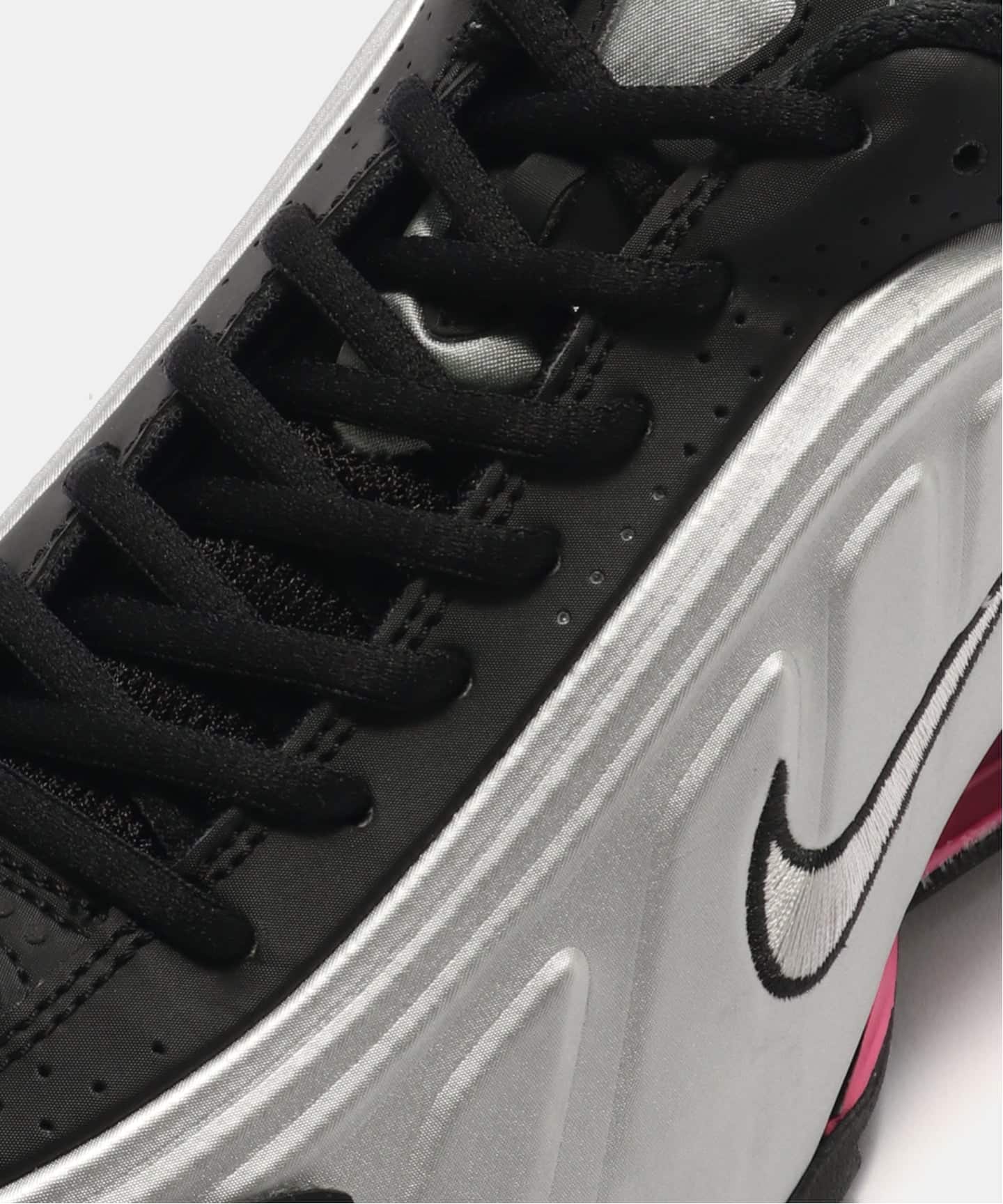 NIKE WMNS SHOX R4 AR3565-012