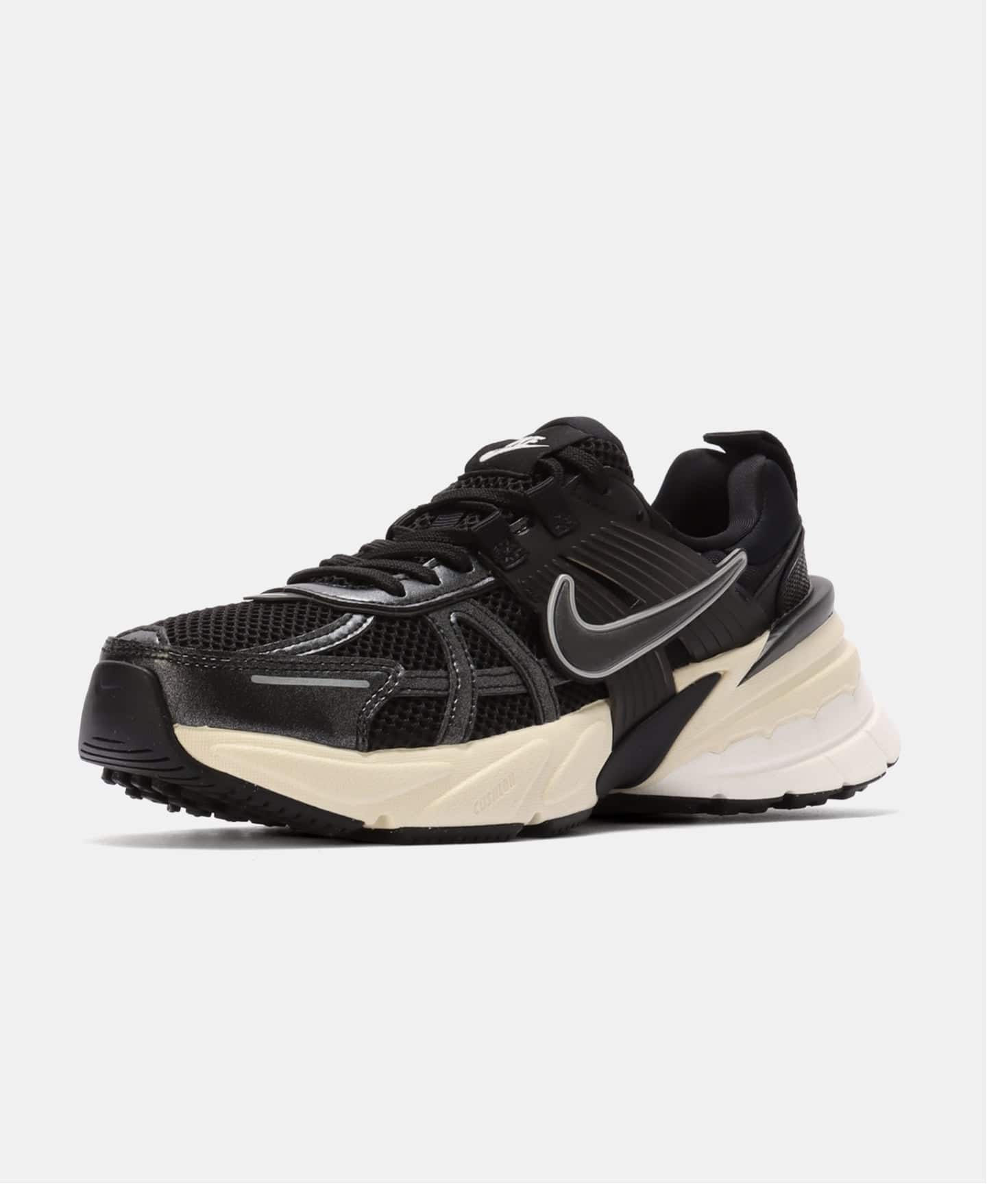 NIKE WMNS V2K RUN FD0736-012