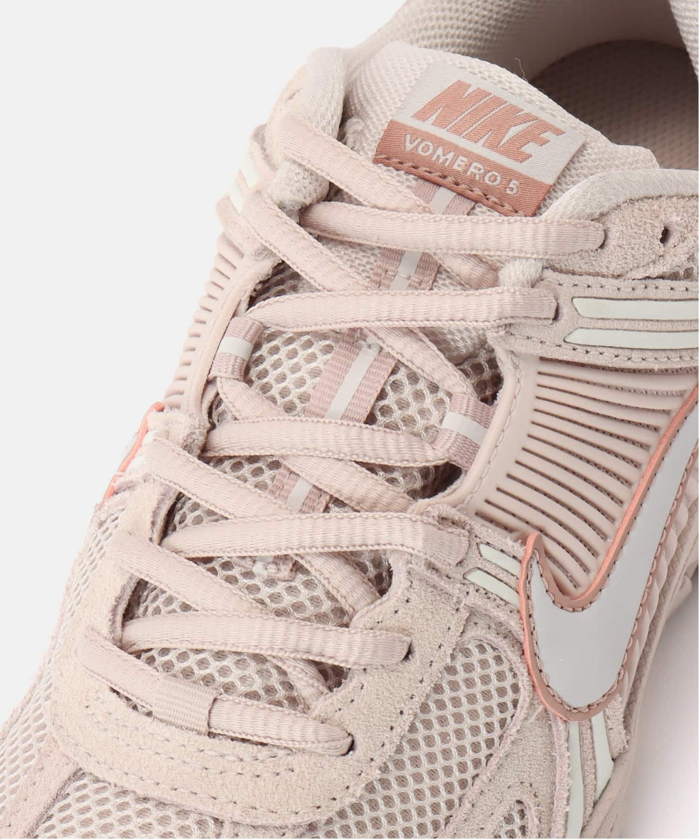 NIKE WMNS ZOOM VOMERO 5 GLD HQ0458-600