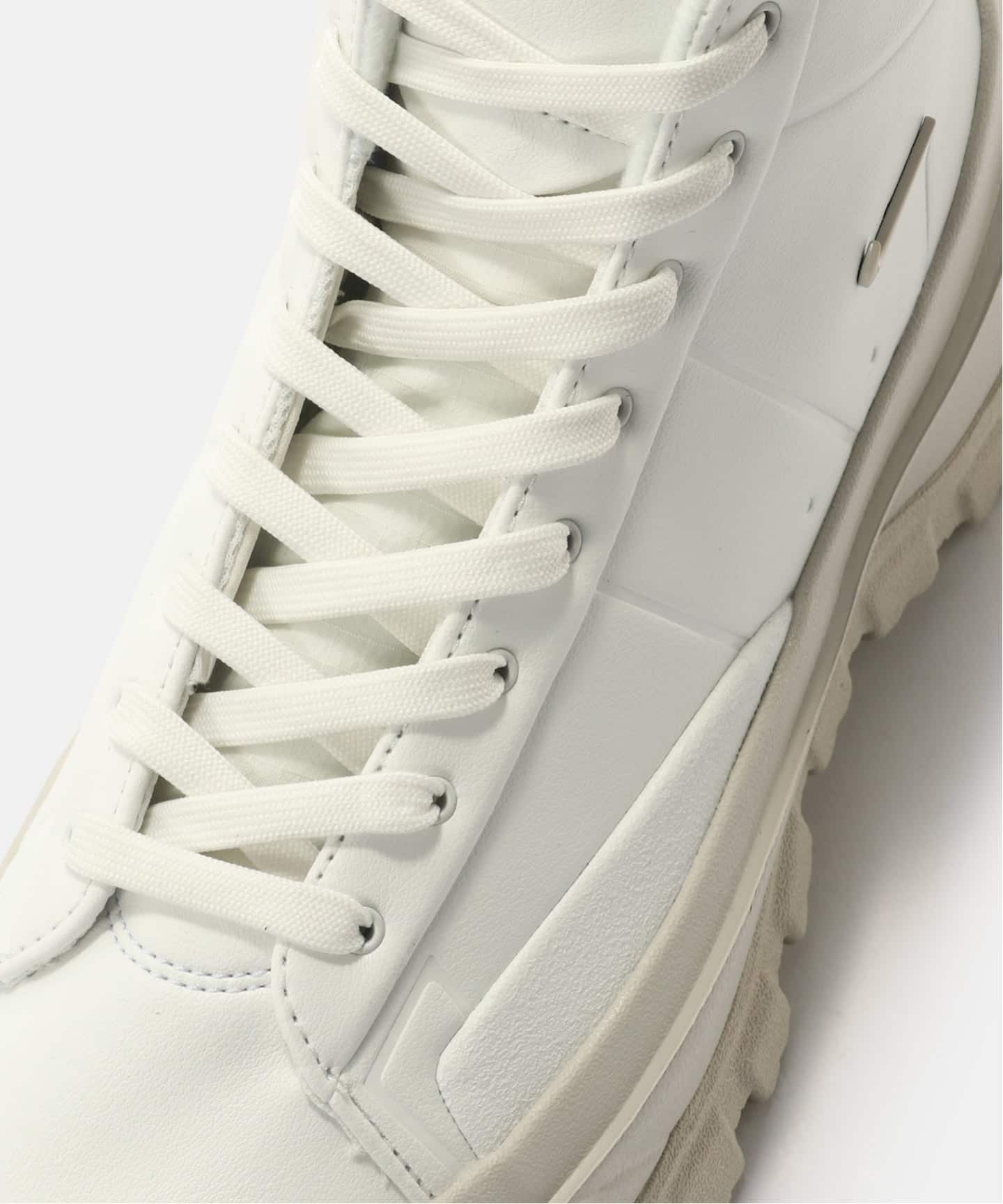 NIKE WMNS BLAZER ROAM MID FQ9065-100