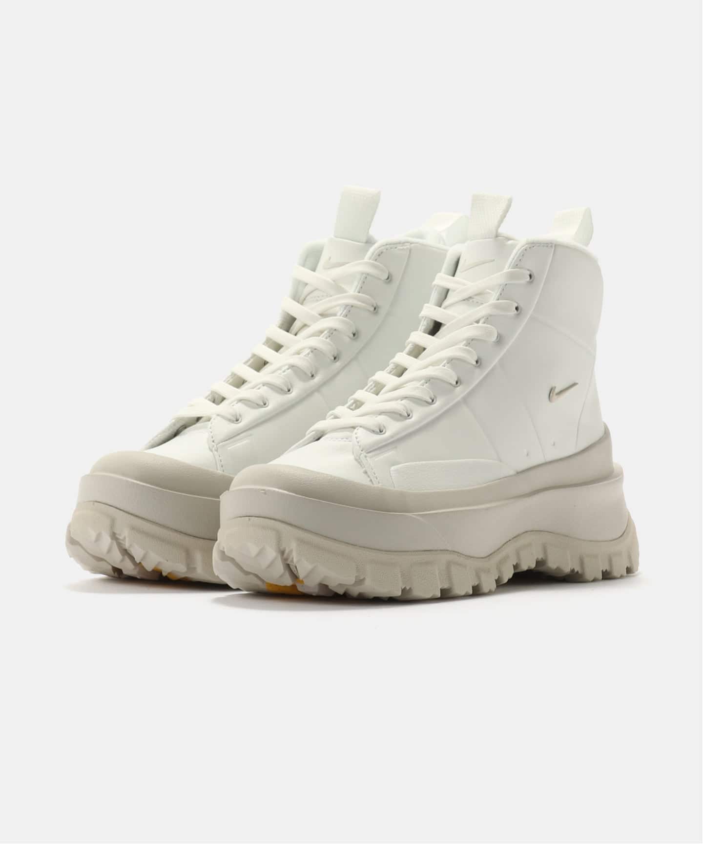 NIKE WMNS BLAZER ROAM MID FQ9065-100