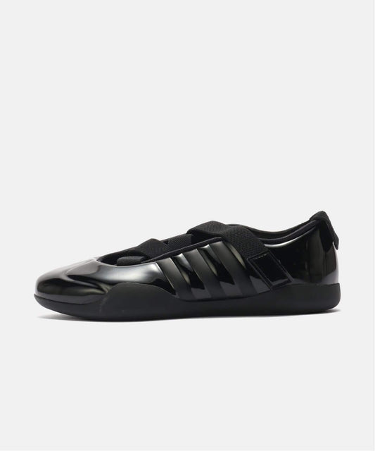 adidas originals TAEKWONDO by Caroline Hu × Edison Chen KK1395